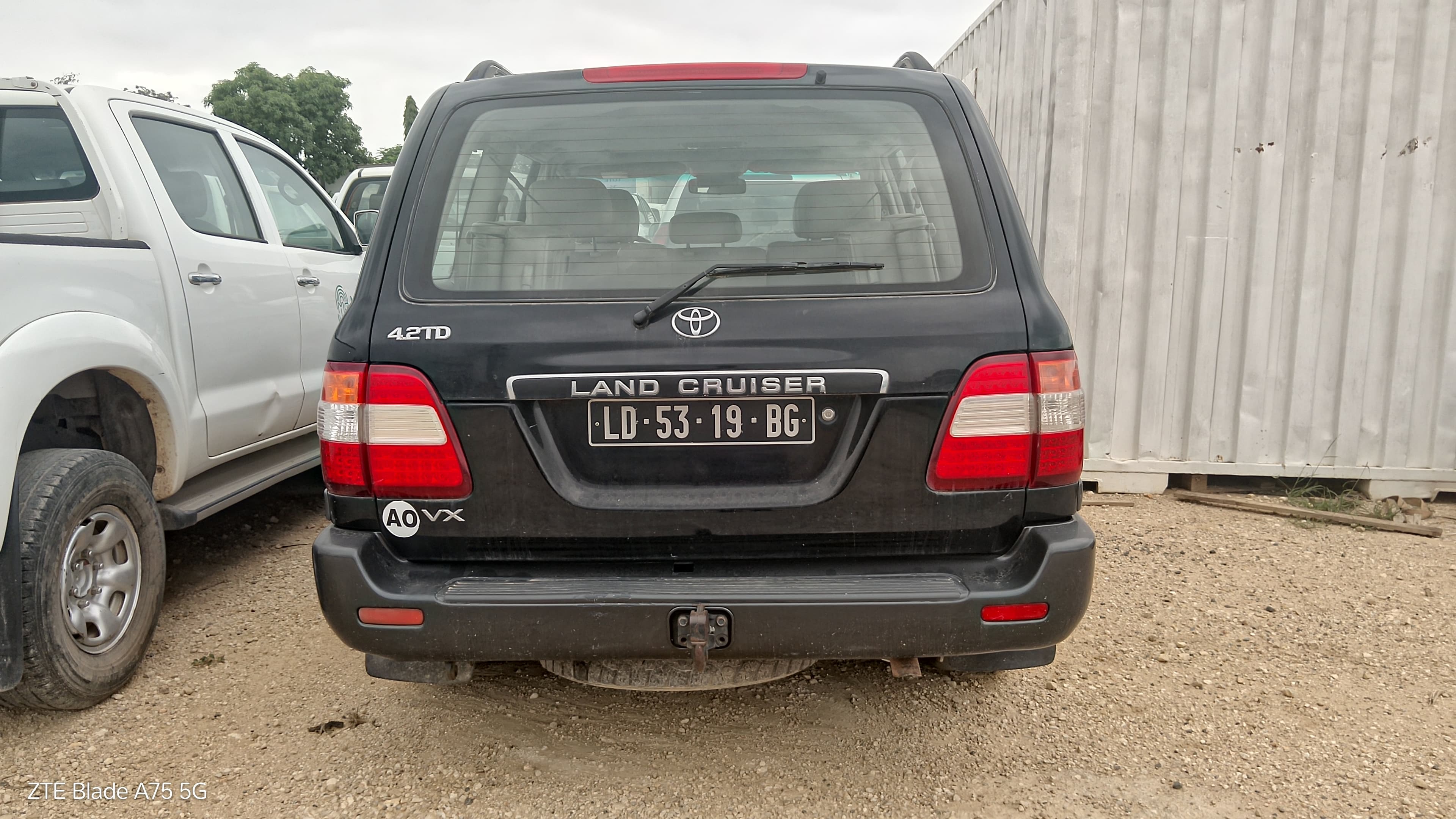 Jipe Toyota Land Cruiser VX — image 5