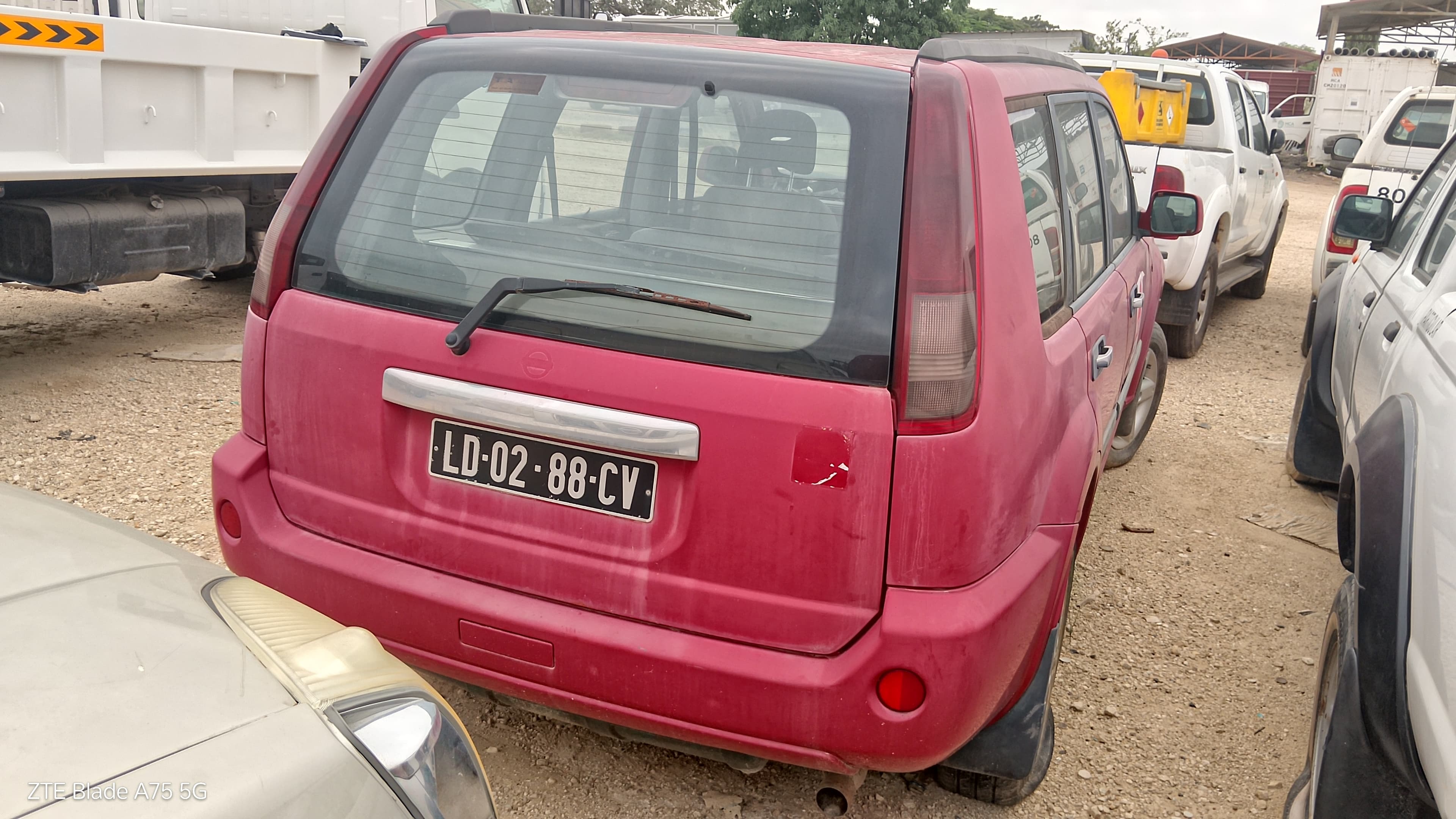Jipe Nissan X-Trail — imagen 4