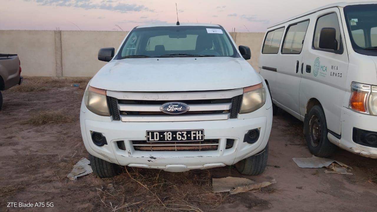Vehículo ligero Ford Ranger 2,2 DC XL MT 5 — imagen 3