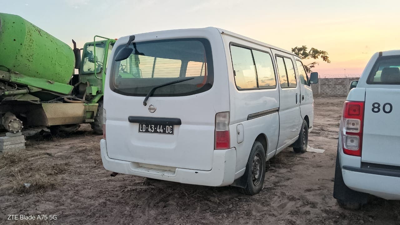 Viatura Ligeira Passageiros Nissan Urvan — imagen 4