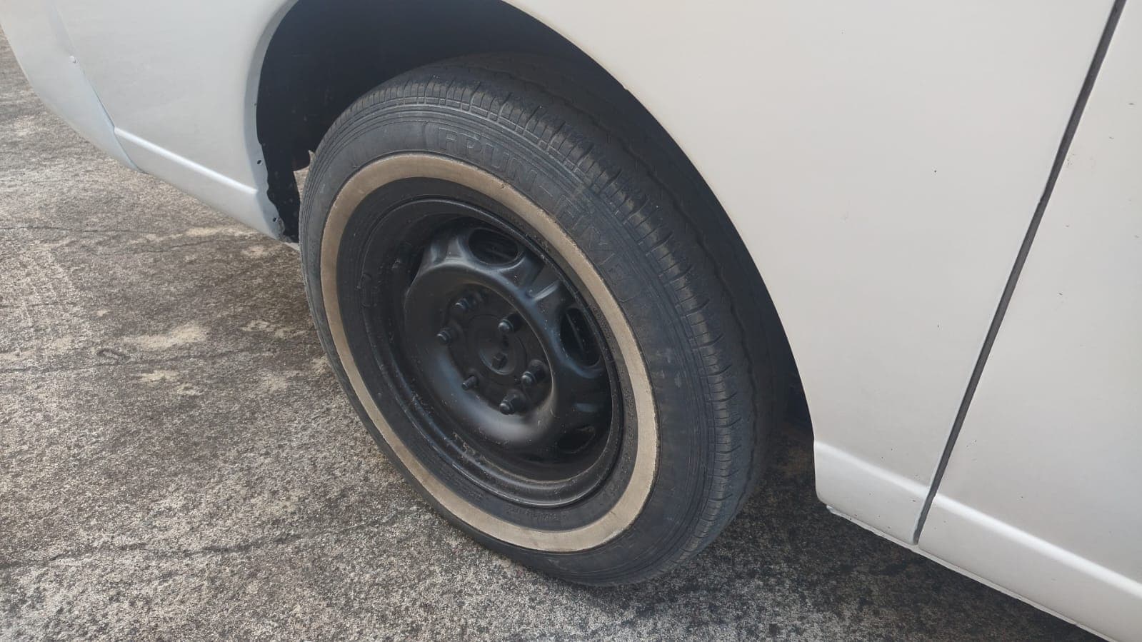 Nissan Caravan 2.50m - 2006 — image 8