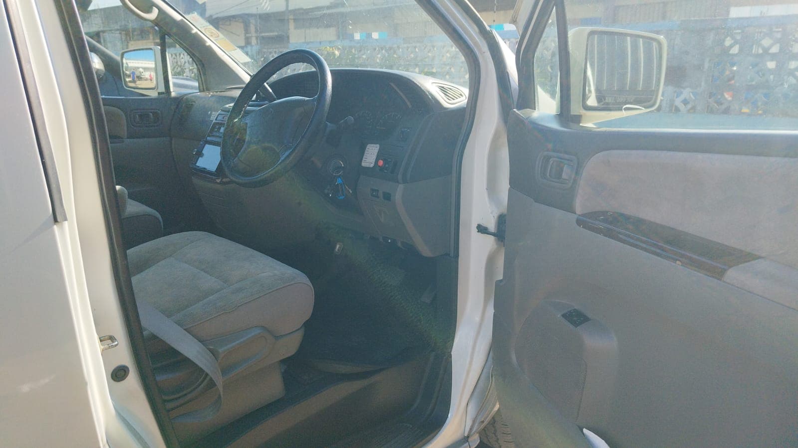 Nissan Elgrand — imagen 11
