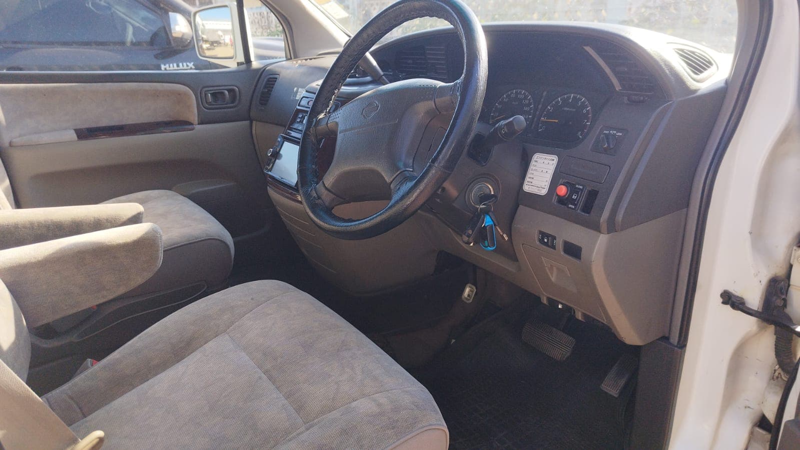 Nissan Elgrand — imagen 14