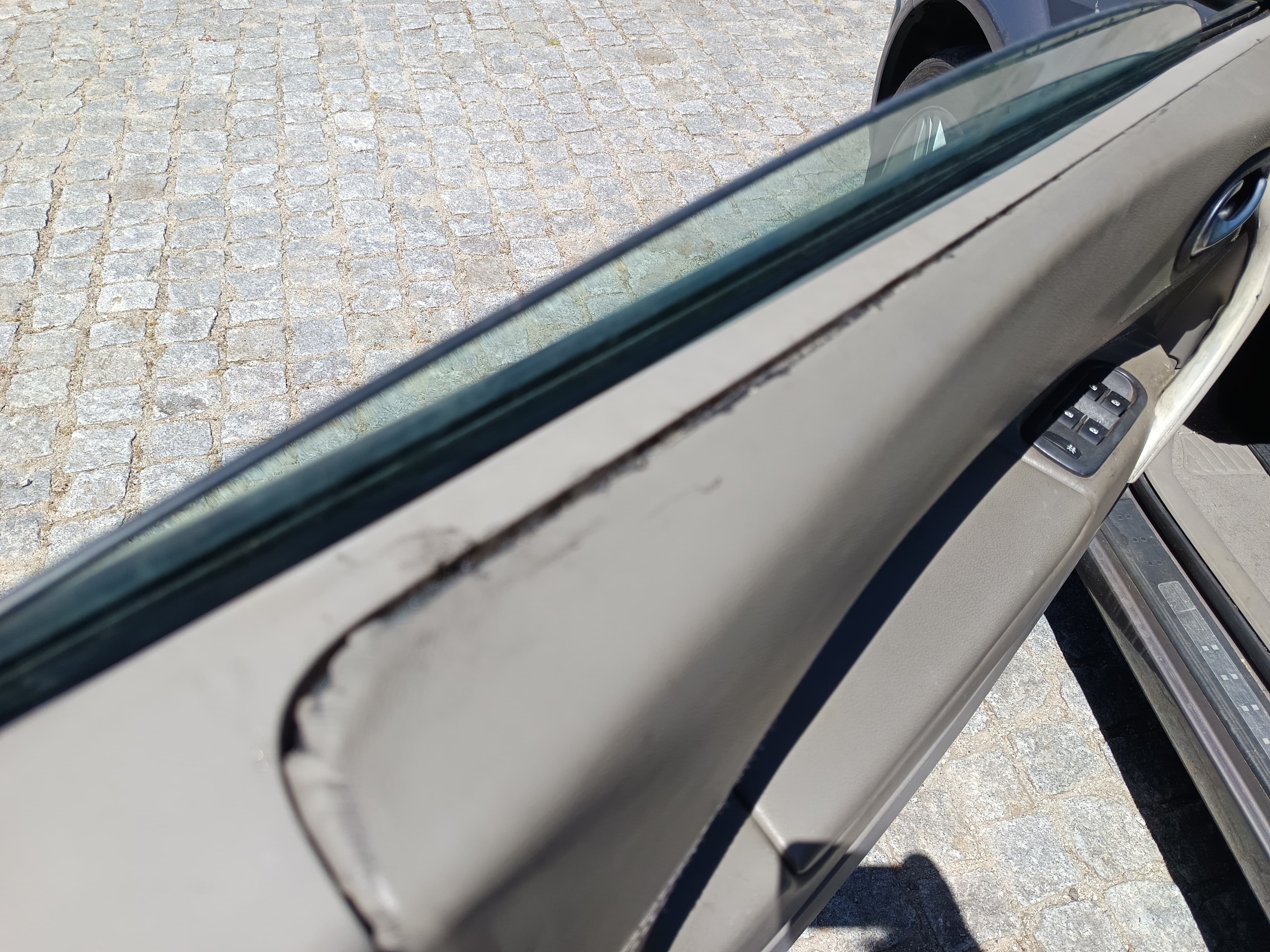 Renault Megáne Cabrio · Ano 2004 — image 30
