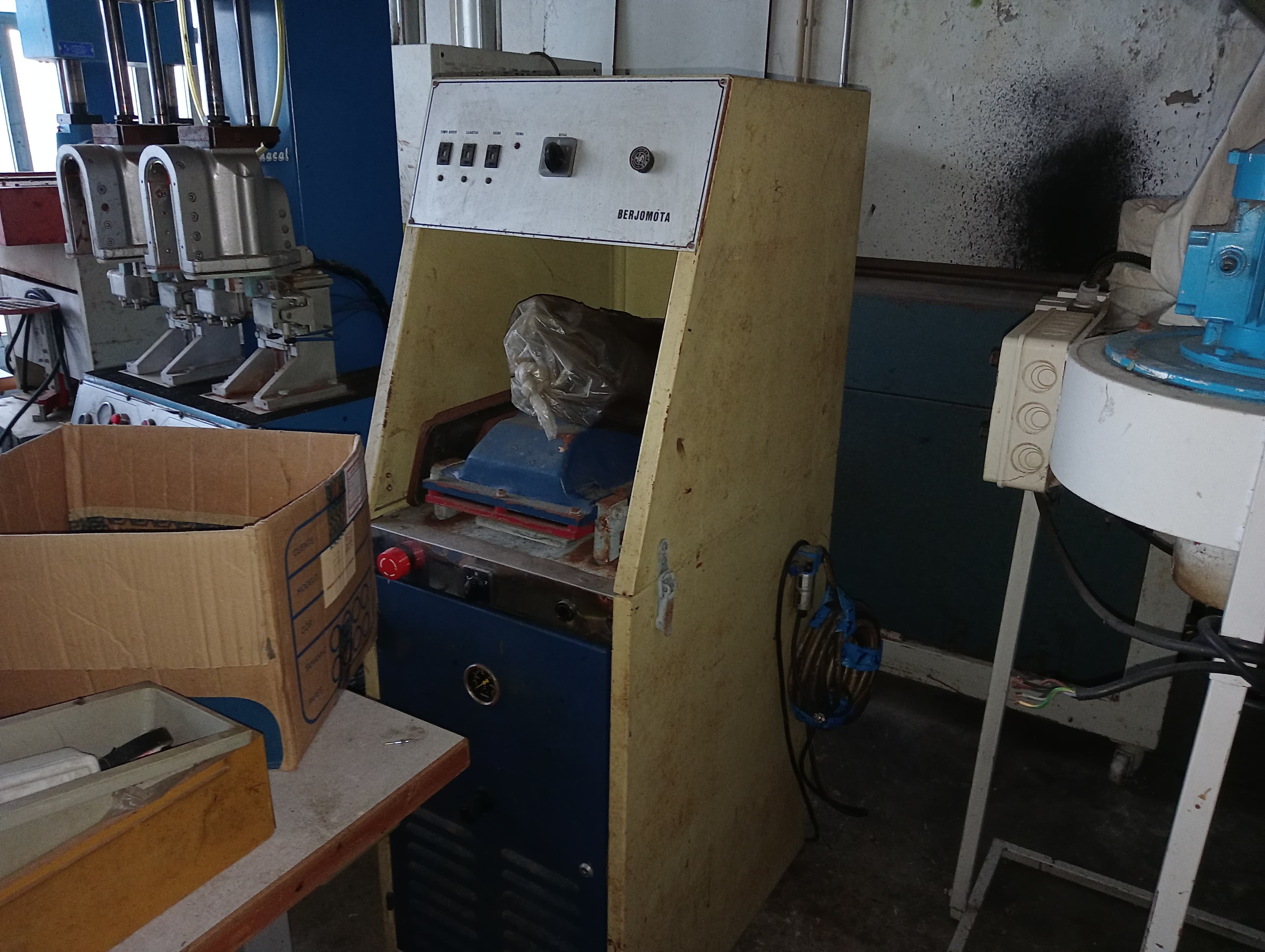 Equipamentos para a Indústria de Calçado · Stock — imagem 7