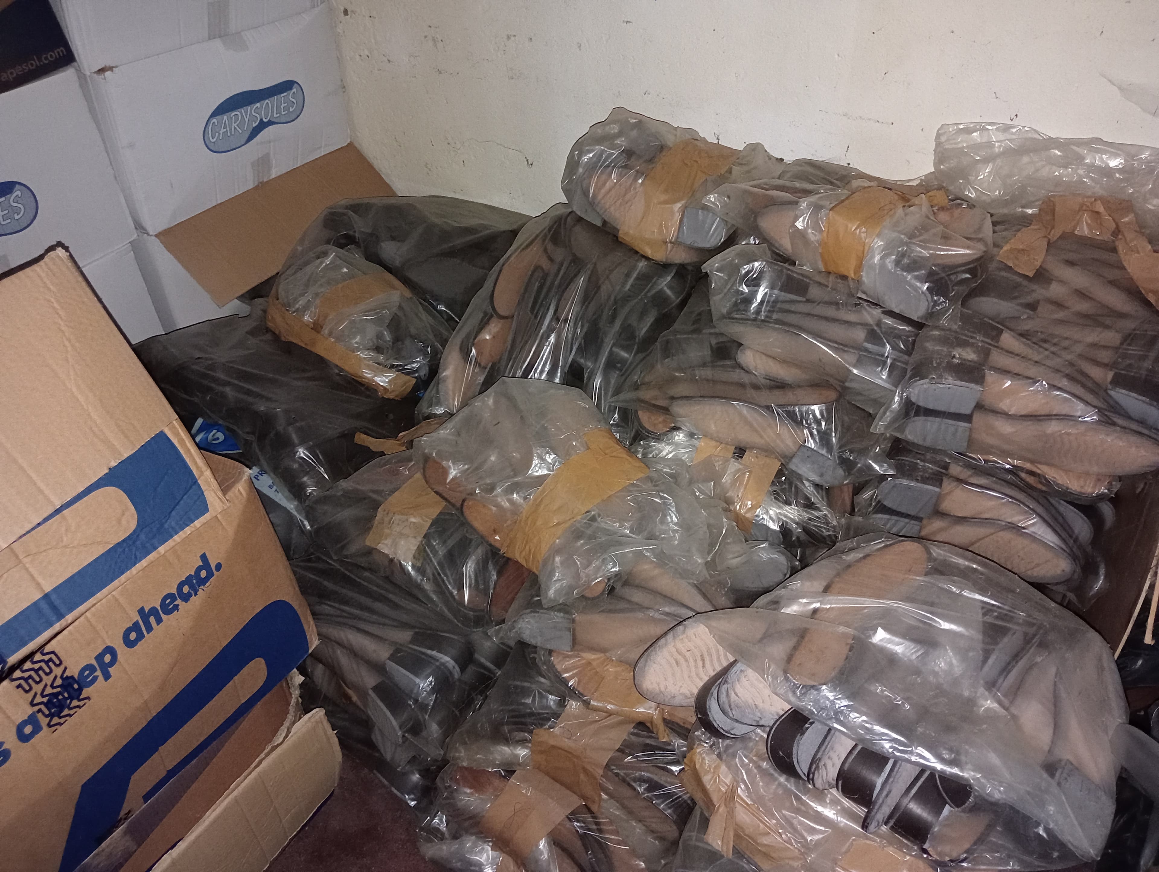 Equipamentos para a Indústria de Calçado · Stock — imagem 26
