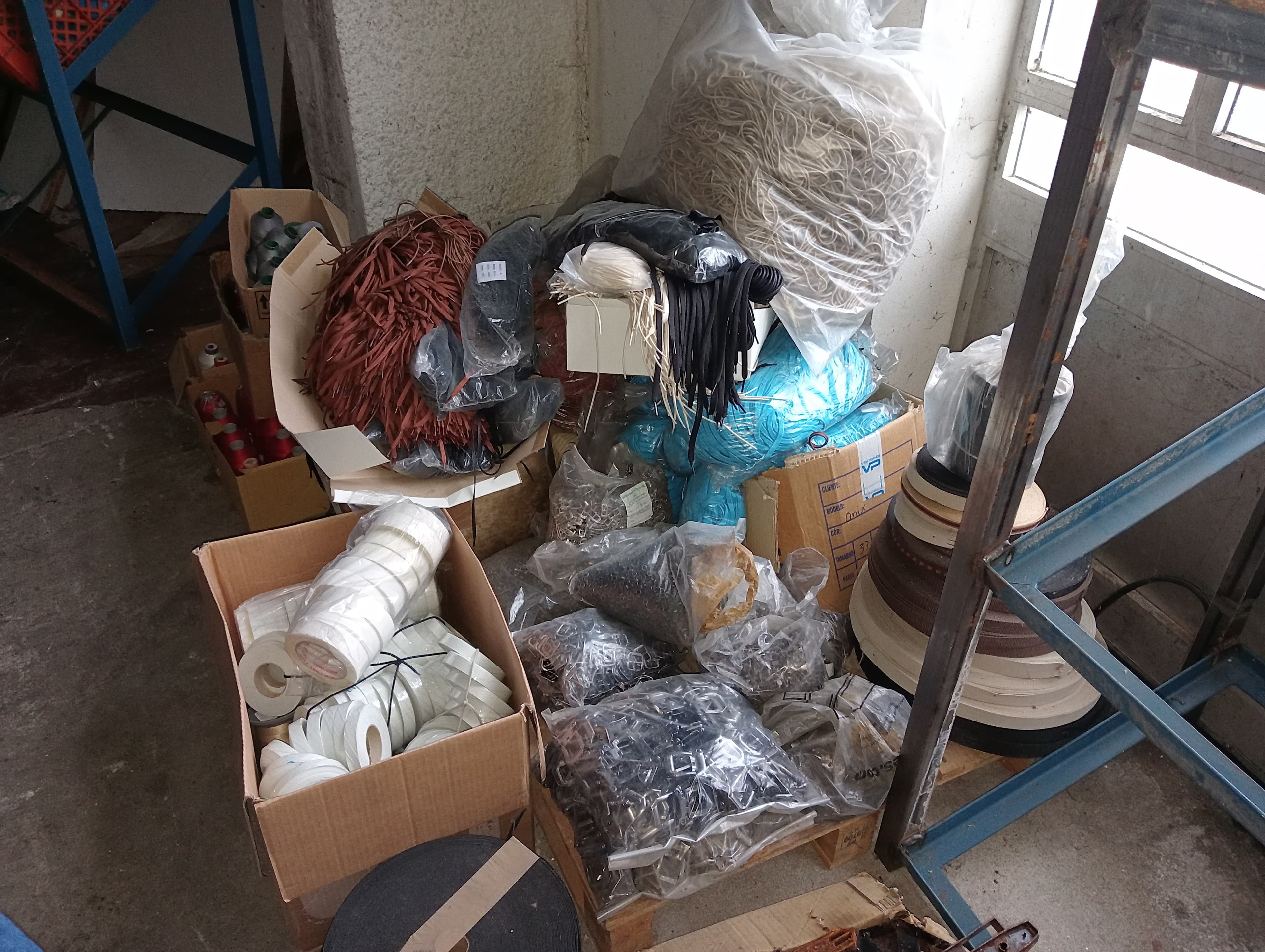 Equipamentos para a Indústria de Calçado · Stock — imagem 15