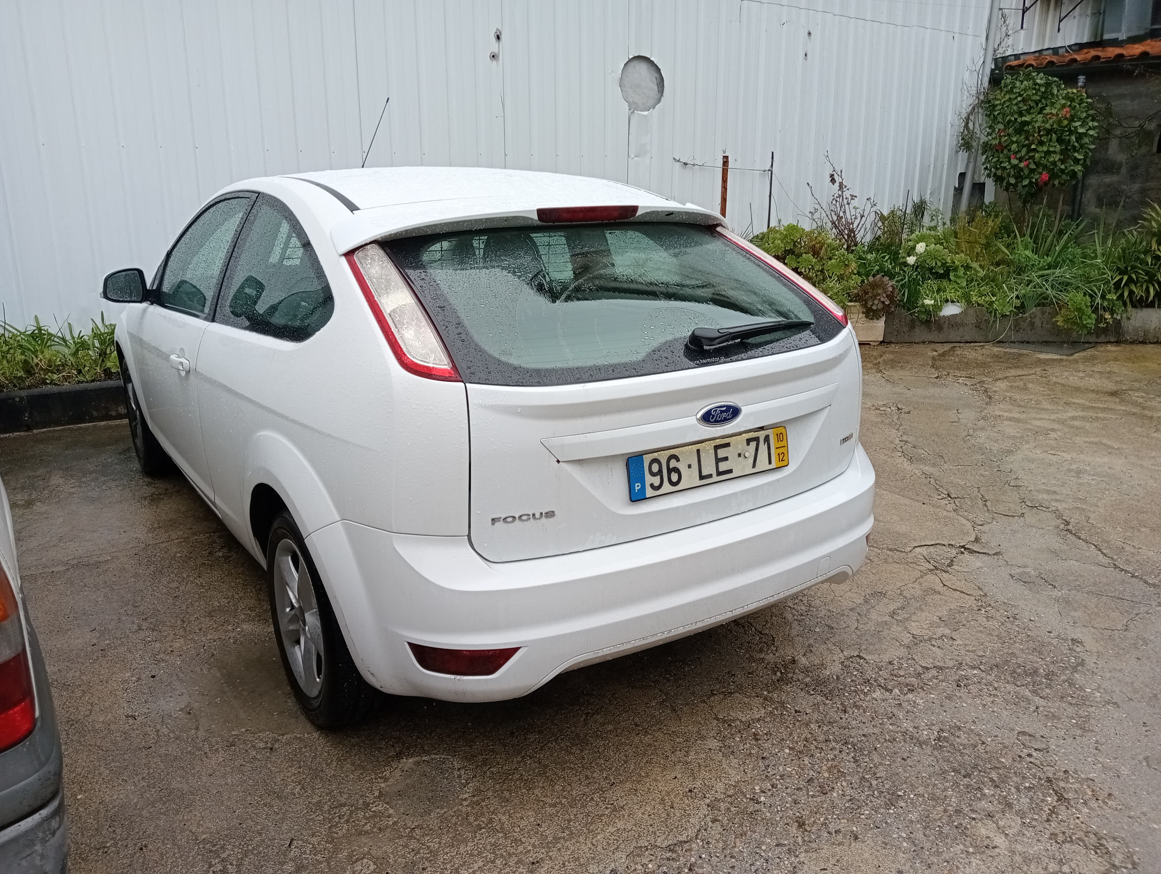 Ford Focus 1.6 TDCI · Ano 2010 — image 4