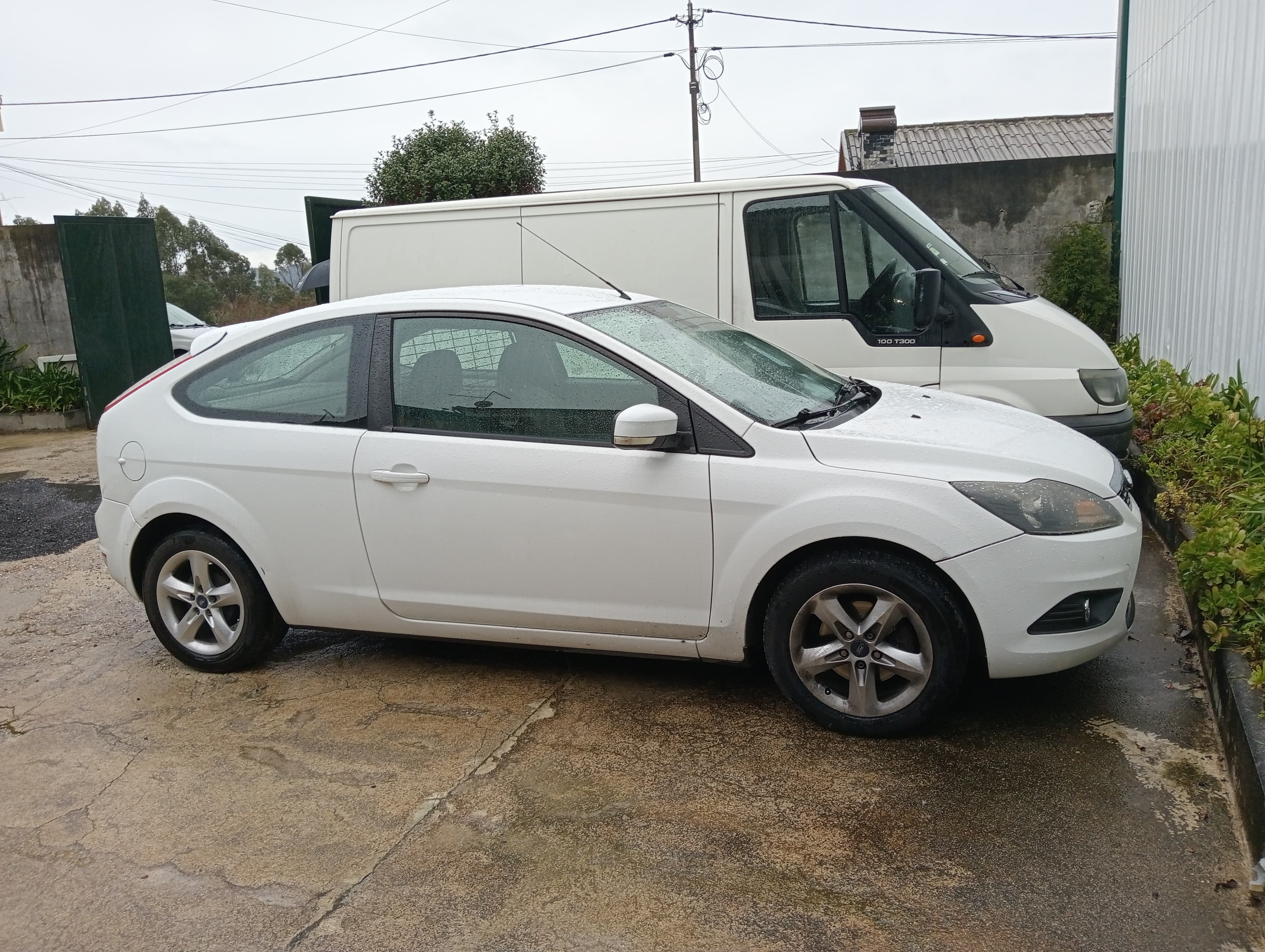 Ford Focus 1.6 TDCI · Ano 2010 — image 1