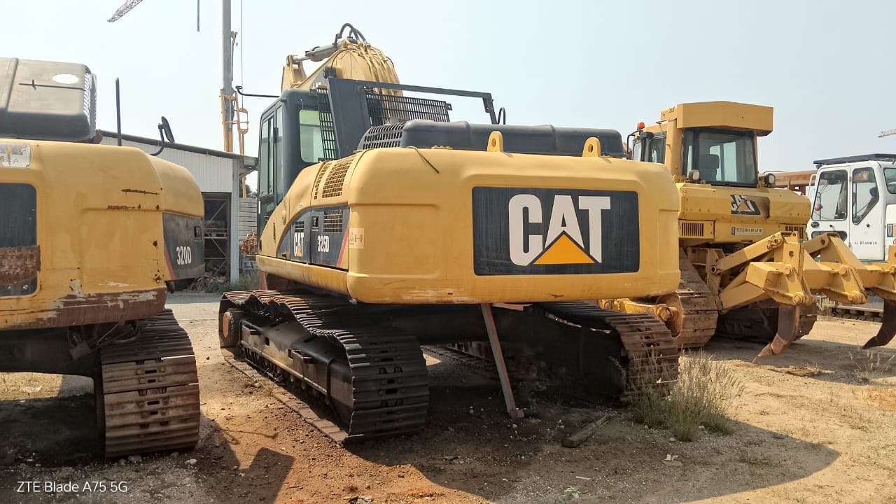 Escavadora de rastos Caterpillar 325 D — image 5