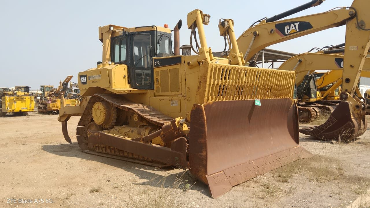 Tractor de rastos Caterpillar D7R2 — image 2