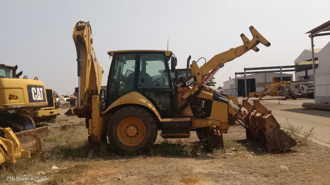 Retroescavadora Caterpillar 428F — imagen 3