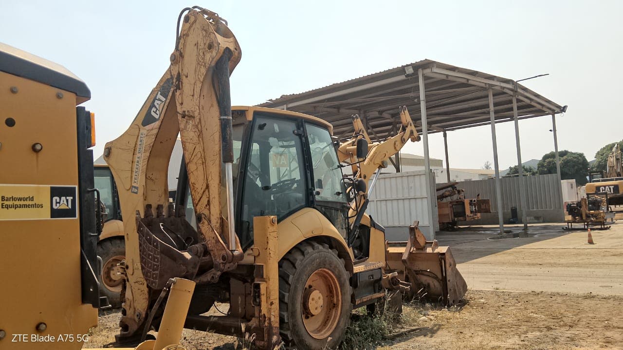 Retroescavadora Caterpillar 428F — imagen 6