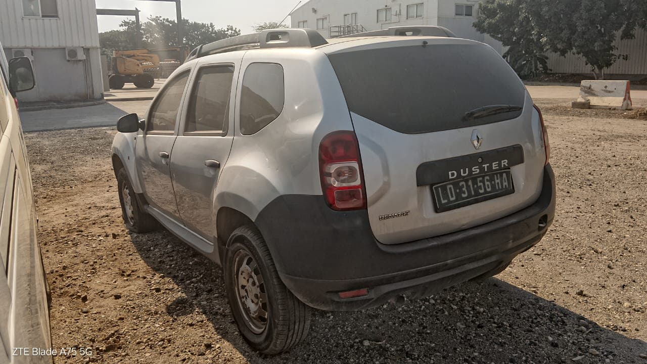 Ligeiro de passageiros Renault Duster — image 4