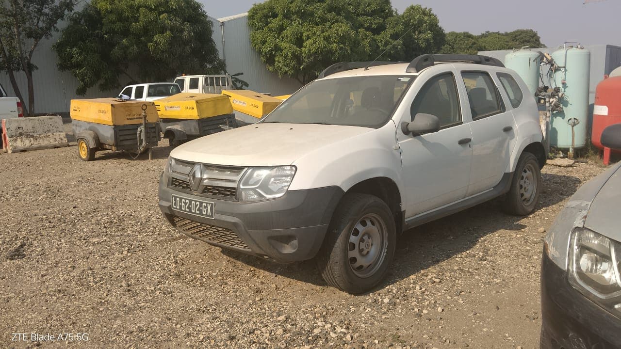 Ligeiro de passageiros Renault Duster — image 2