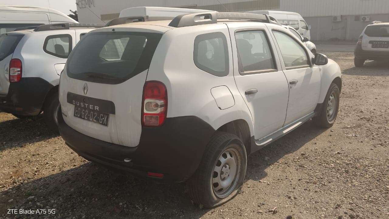 Ligeiro de passageiros Renault Duster — image 6