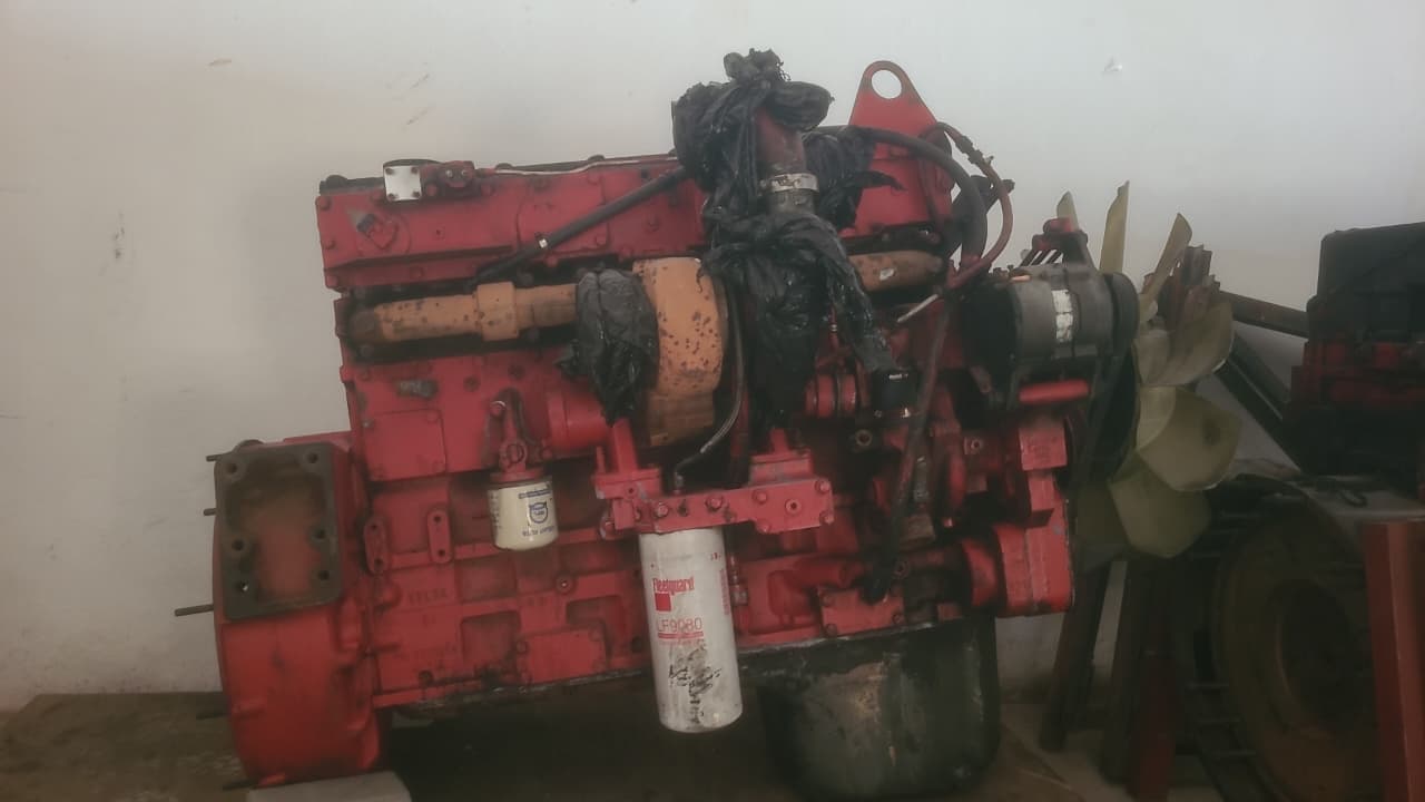 Moteur de camion — image 4