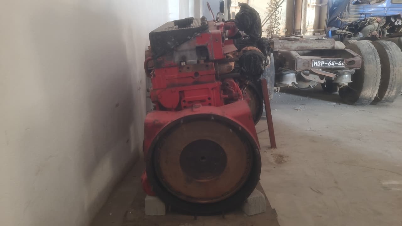 Moteur de camion — image 3