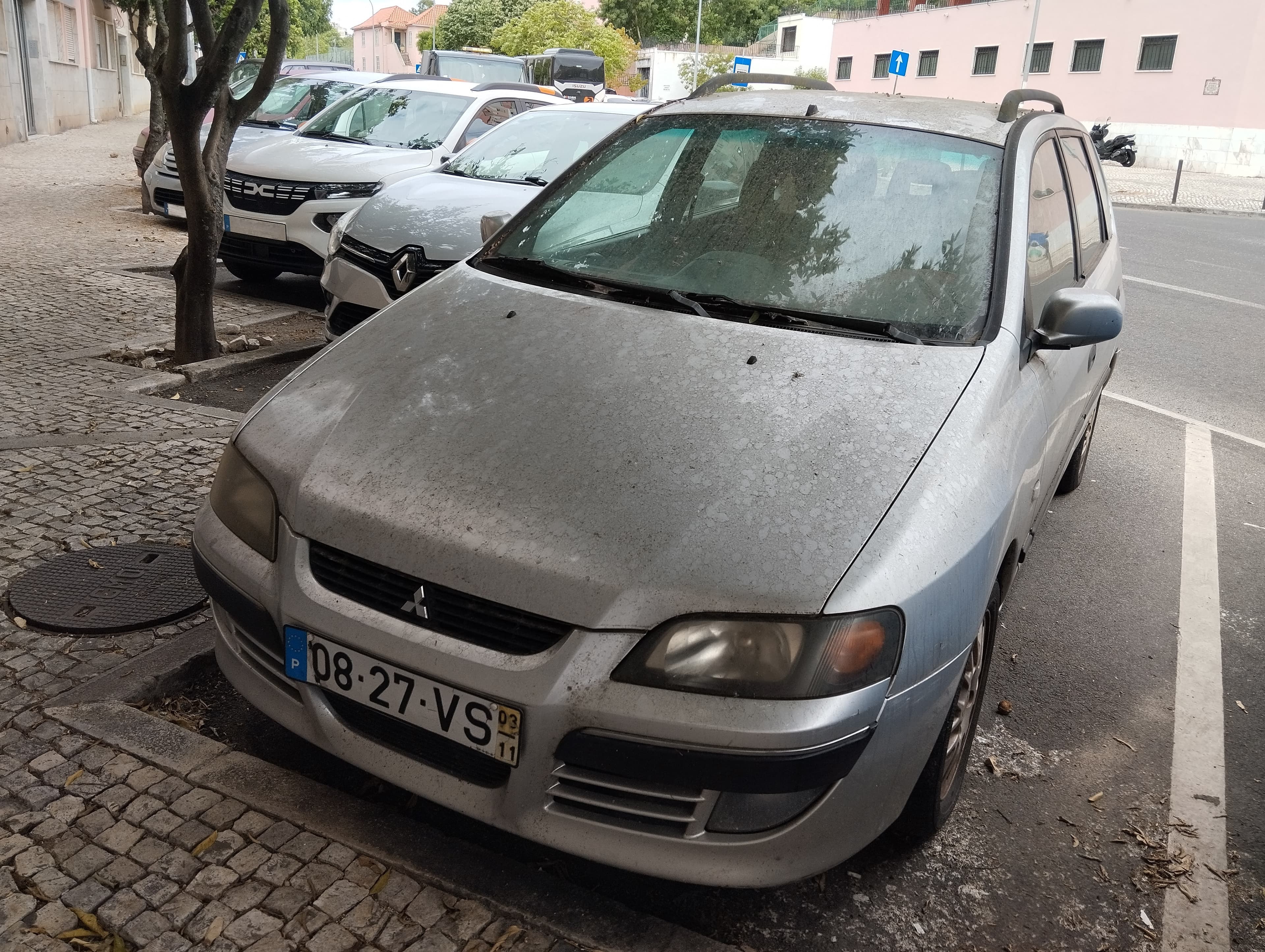 Mitsubishi Space Star 1.6 16V · Ano 2003 — image 1