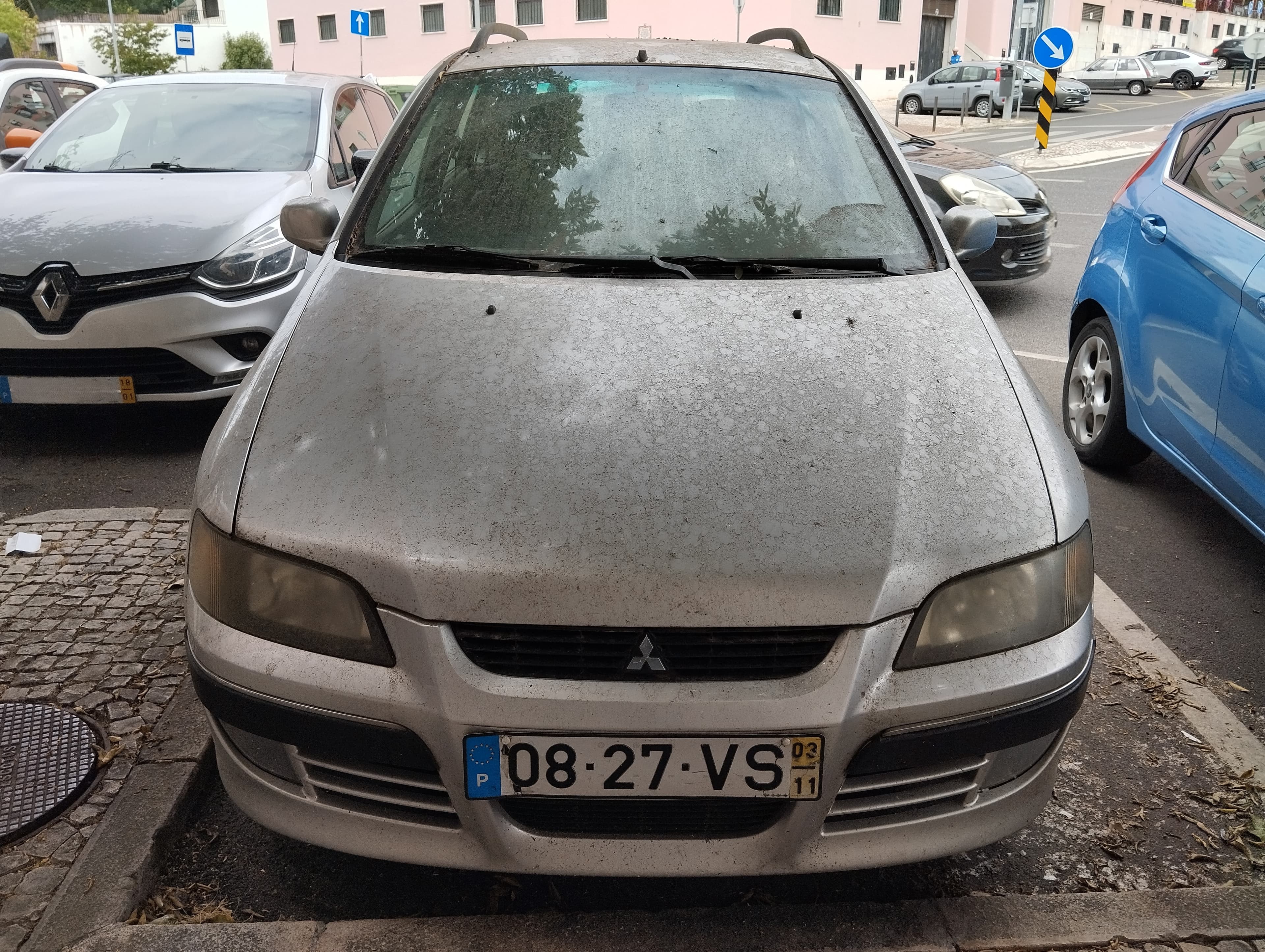 Mitsubishi Space Star 1.6 16V · Ano 2003 — image 2
