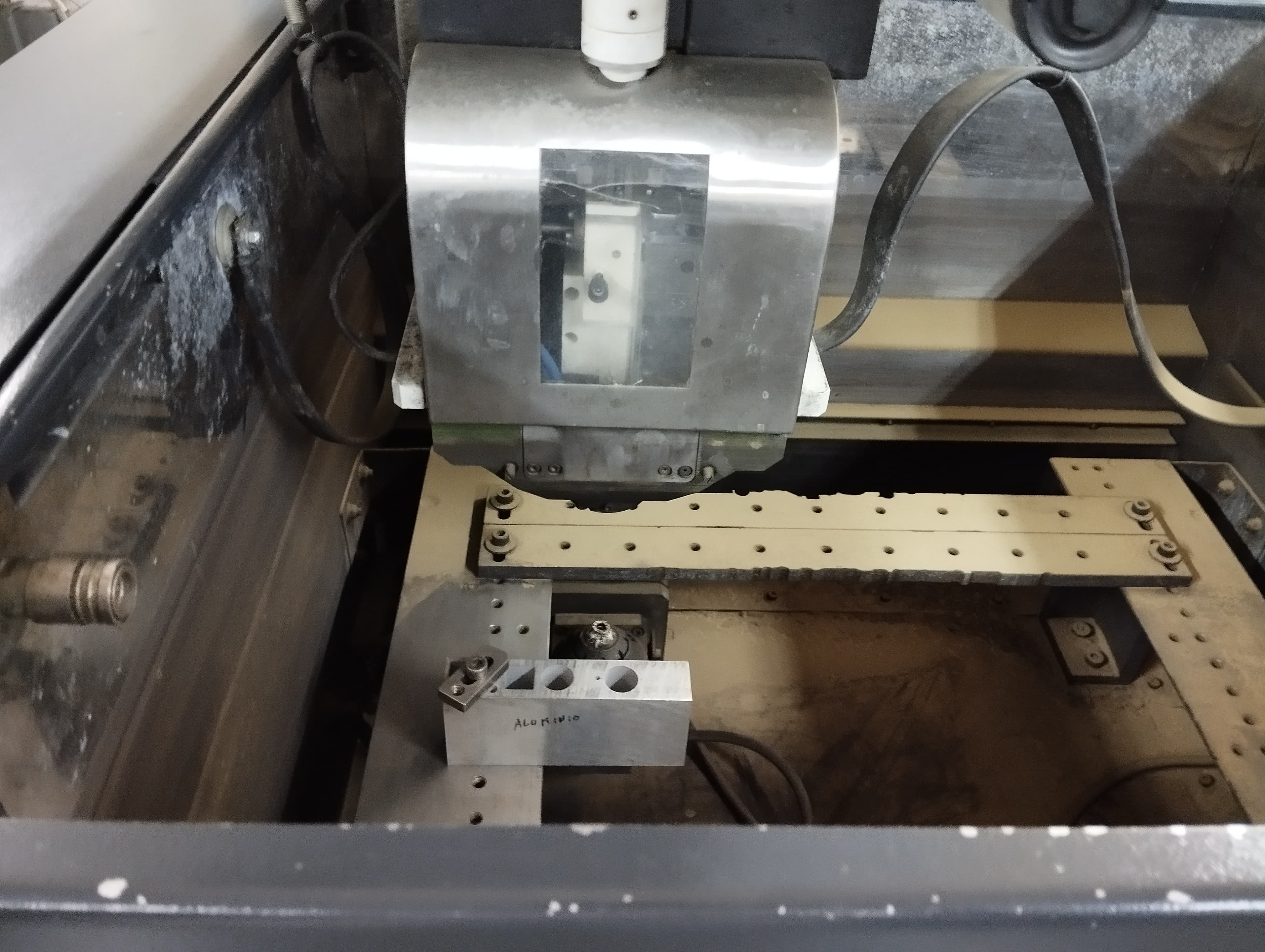 Máquina de erosão por fio — image 4