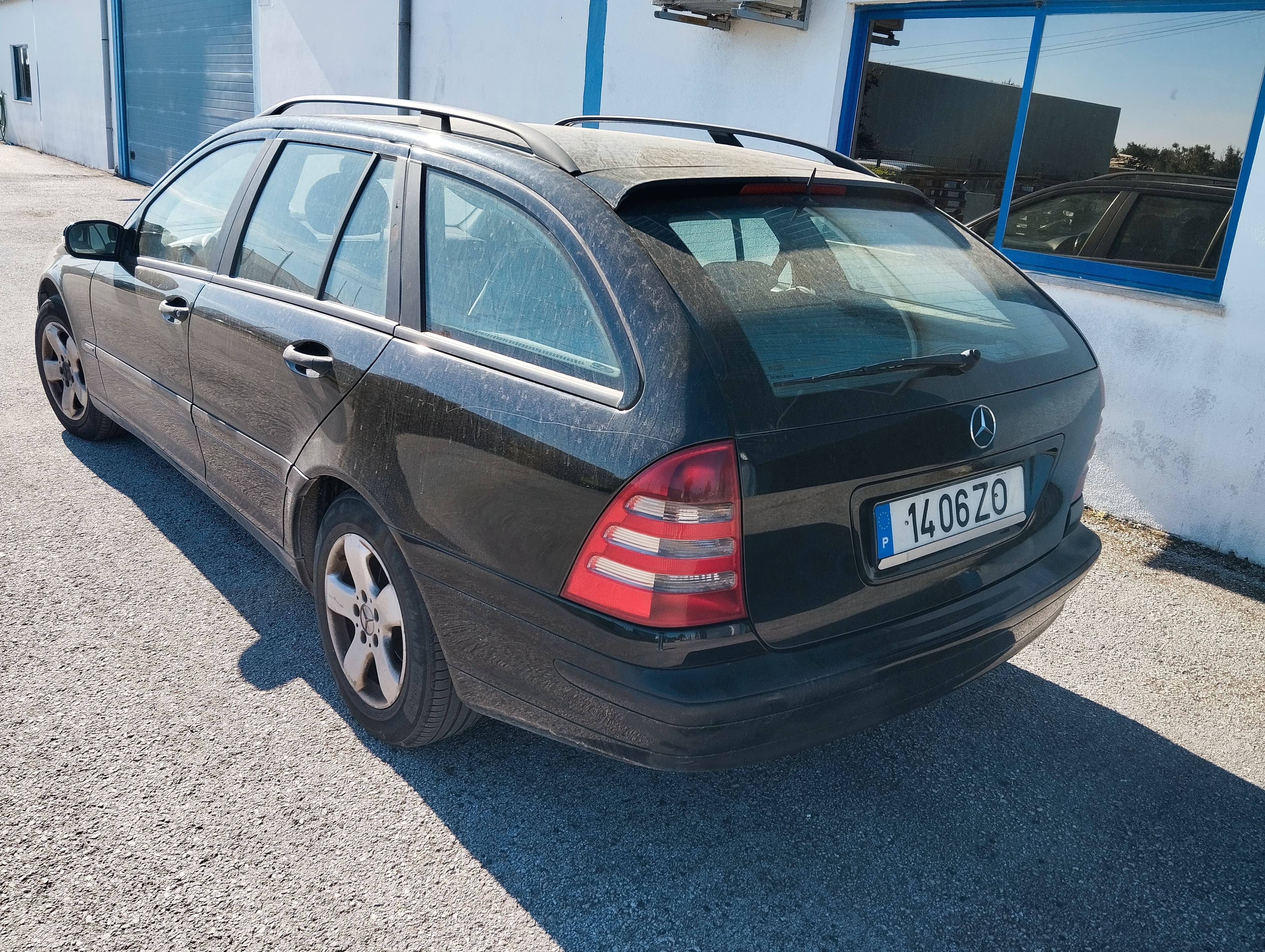 Mercedes-Benz C 220 CDI · Ano 2005 — imagen 3