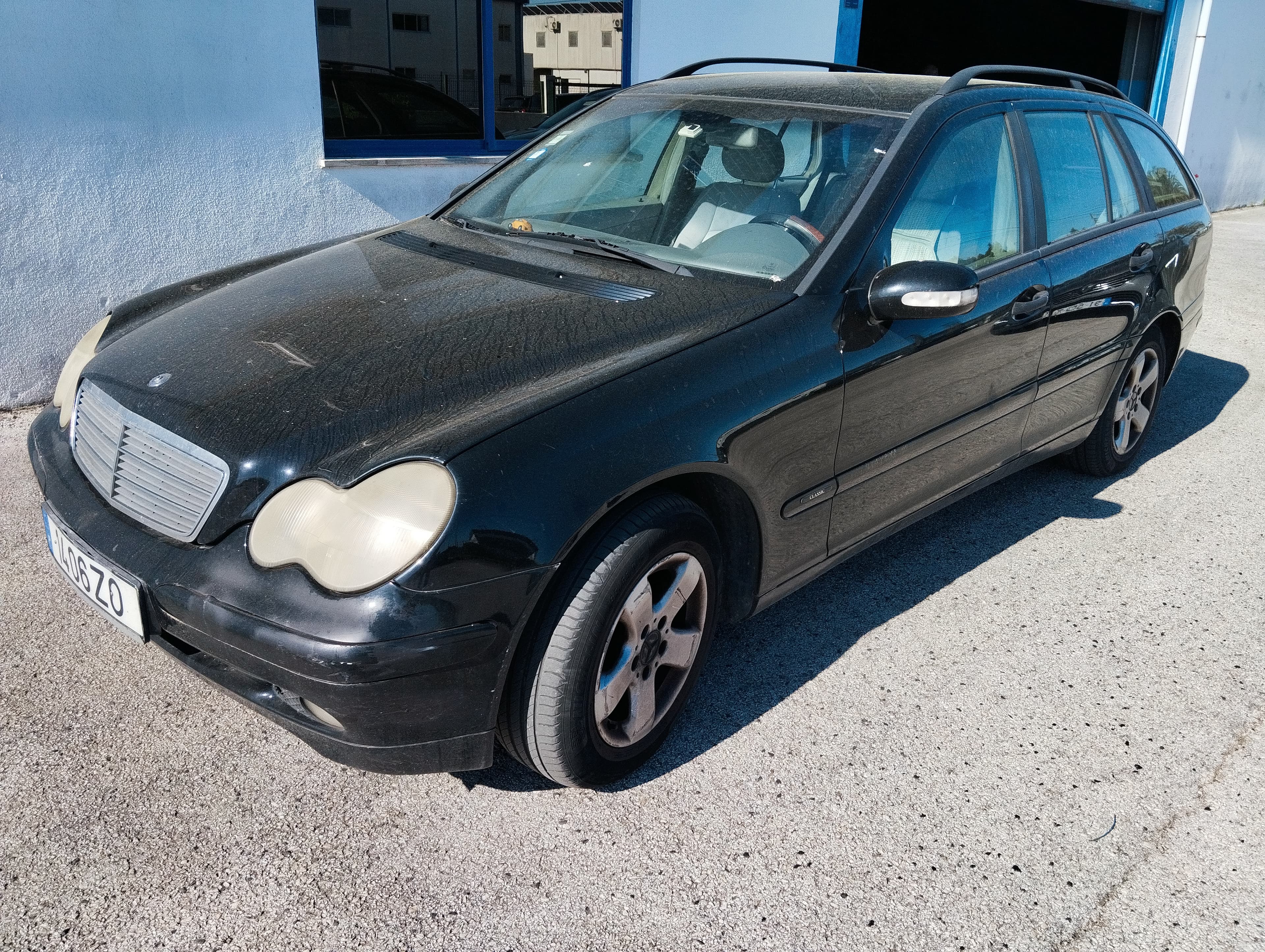 Mercedes-Benz C 220 CDI · Ano 2005 — imagen 1