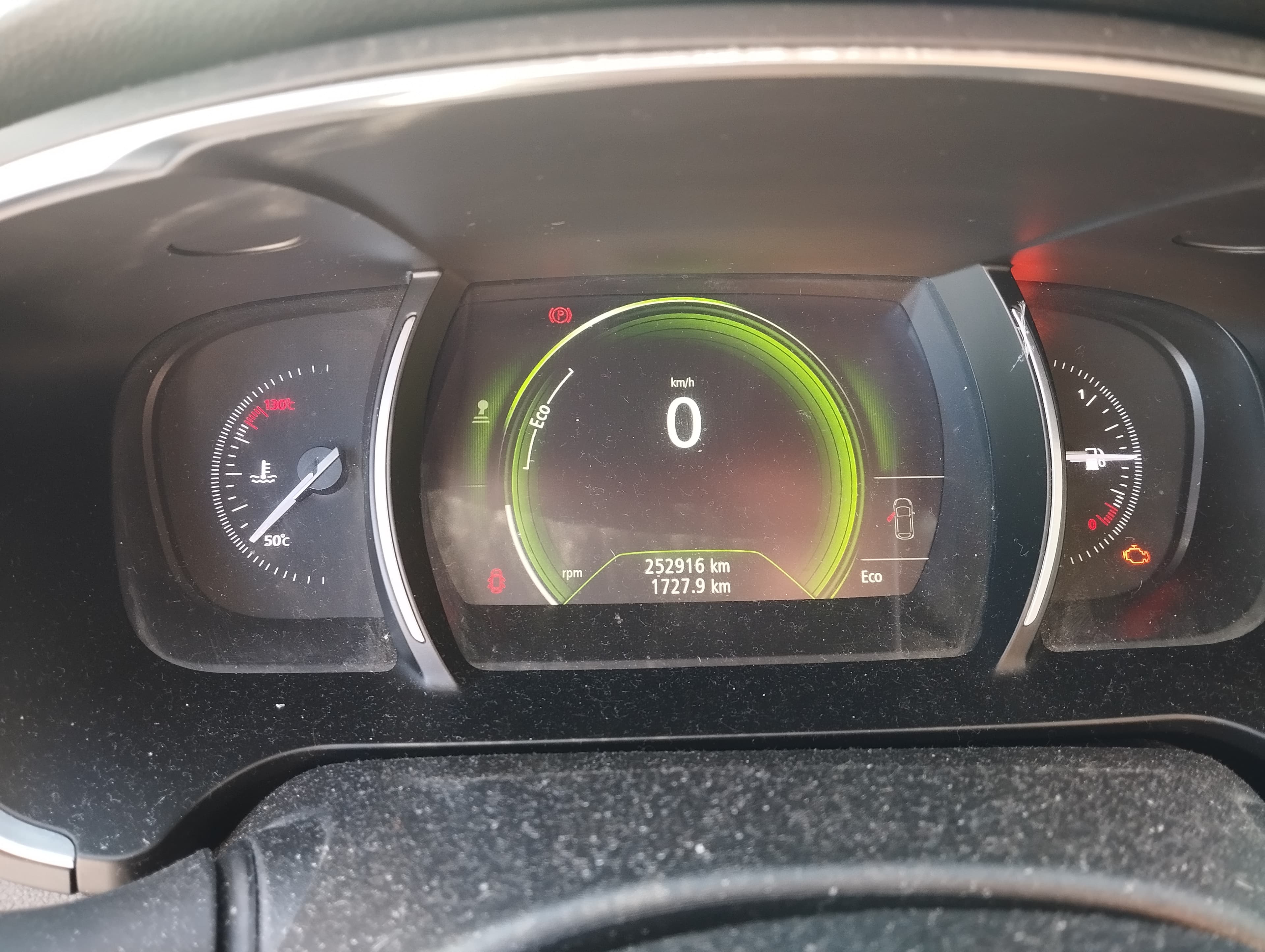 Renault Talisman Grandtour 1.5 dCi · Ano 2017 — imagen 11
