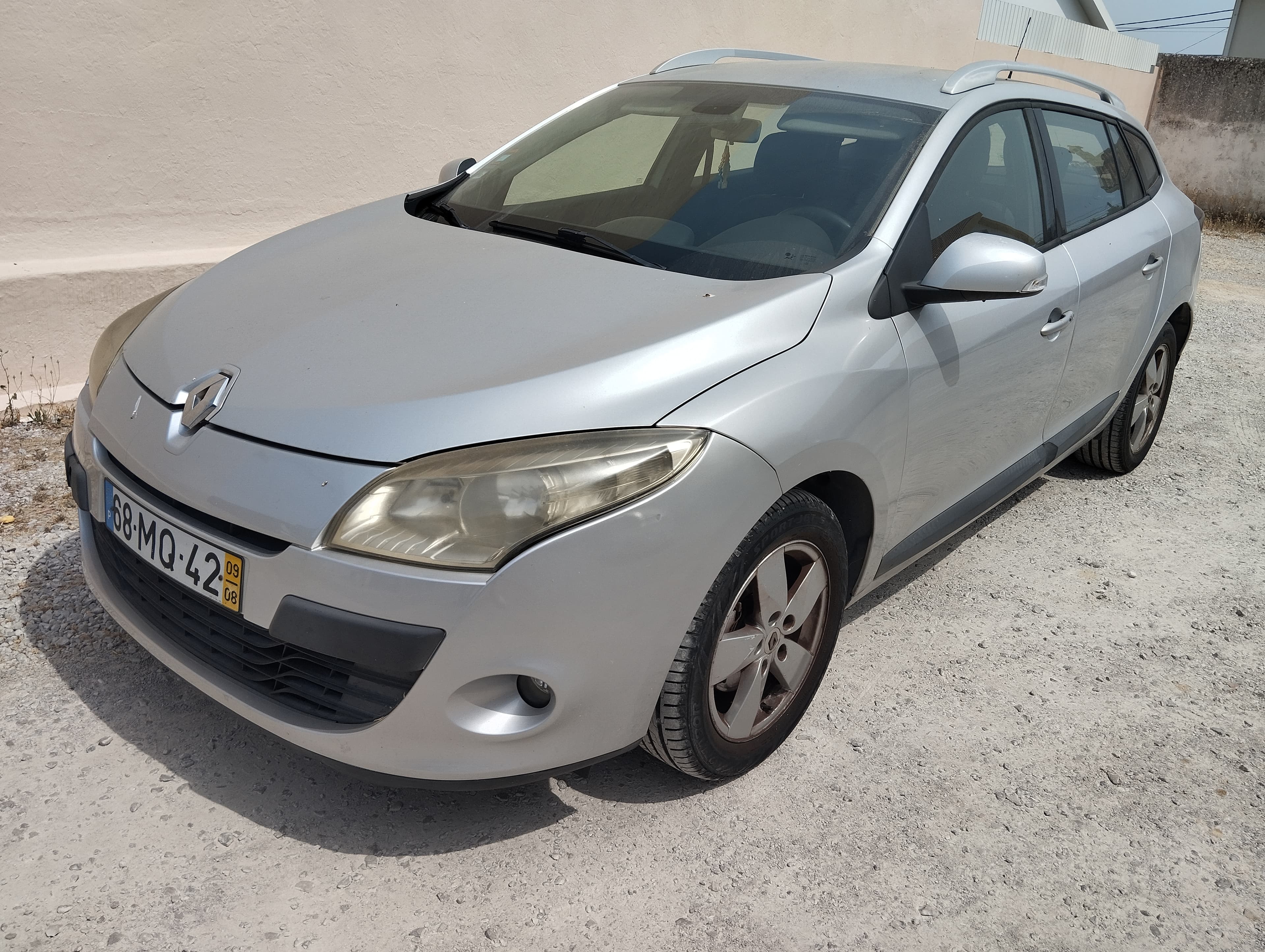 Renault Megane III Grandtour 1.5 dCi · Año 2009 — imagen 1
