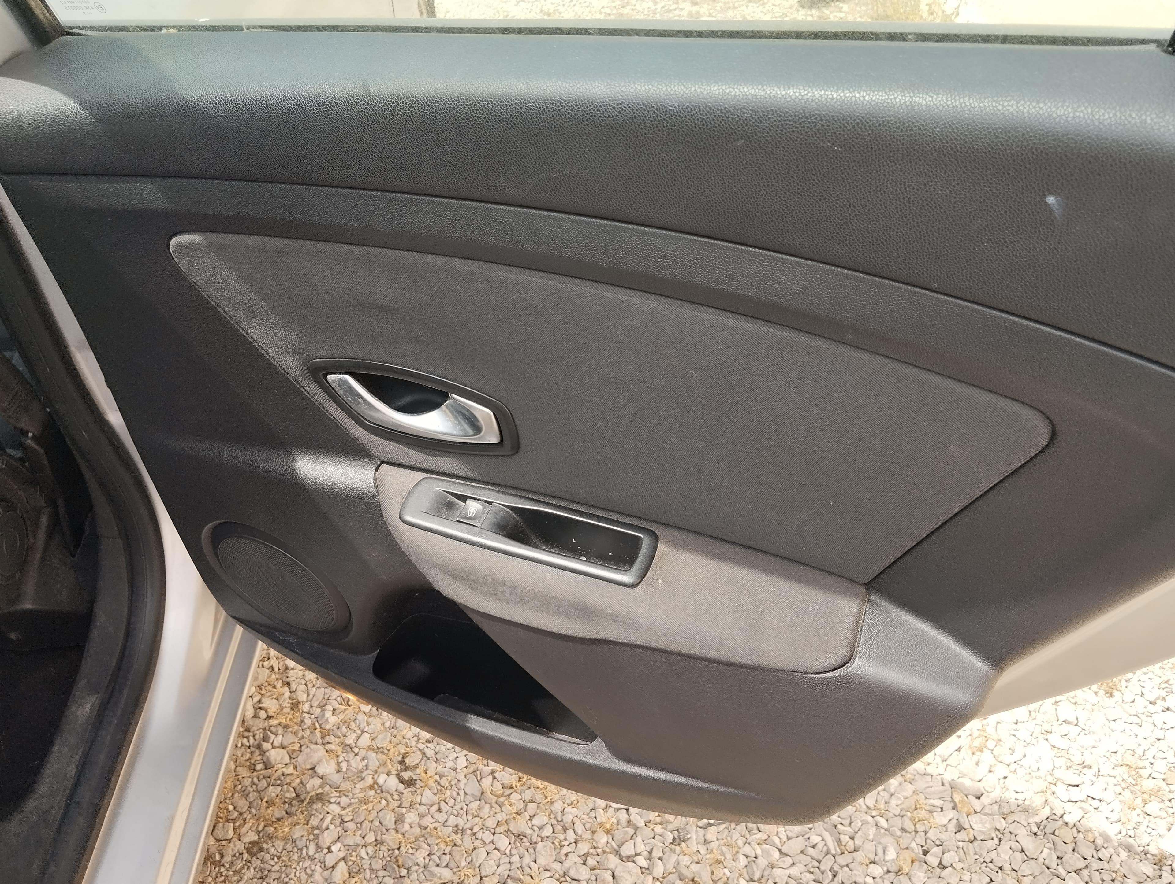 Renault Megane III Grandtour 1.5 dCi · Año 2009 — imagen 16