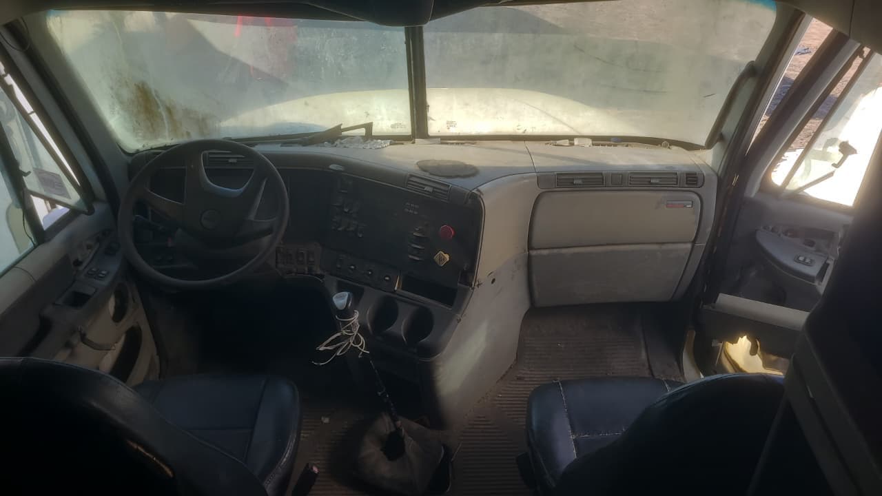 FREIGHTLINER CL120645T - 2003 — imagen 4