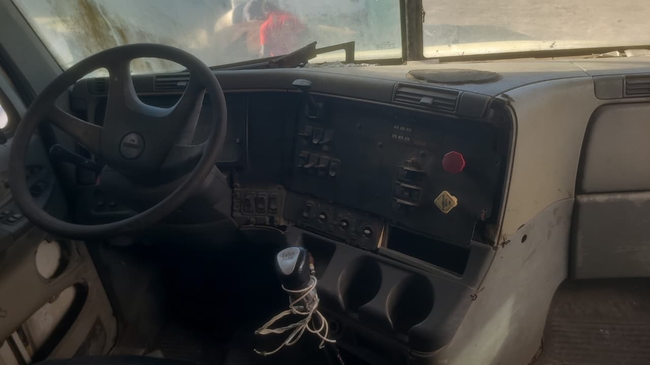 FREIGHTLINER CL120645T - 2003 — imagen 13