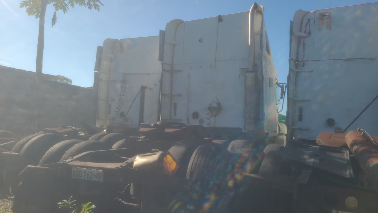 FREIGHTLINER CL120645T - 2003 — imagen 6