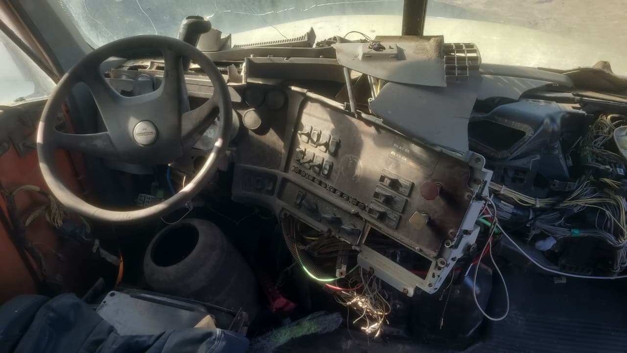 FREIGHTLINER Right - 2004 — imagen 4