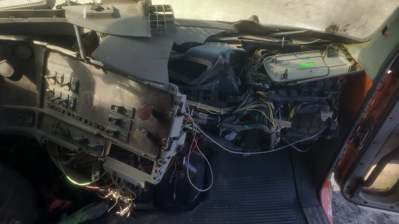 FREIGHTLINER Right - 2004 — imagen 3