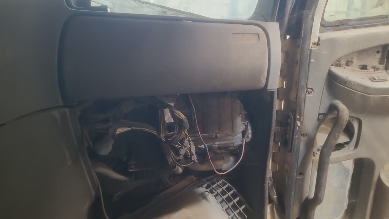 FREIGHTLINER CL12064ST5 - 2006 — imagen 7