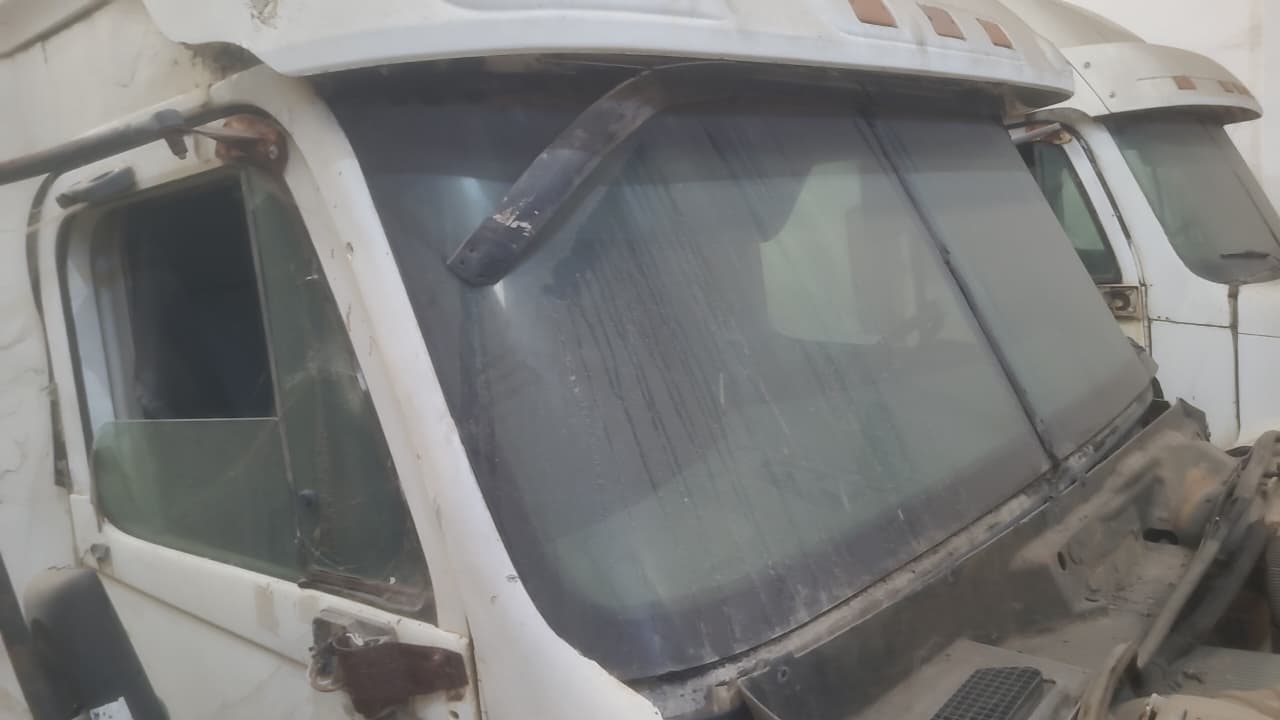 FREIGHTLINER CL12064ST5 - 2006 — imagen 6