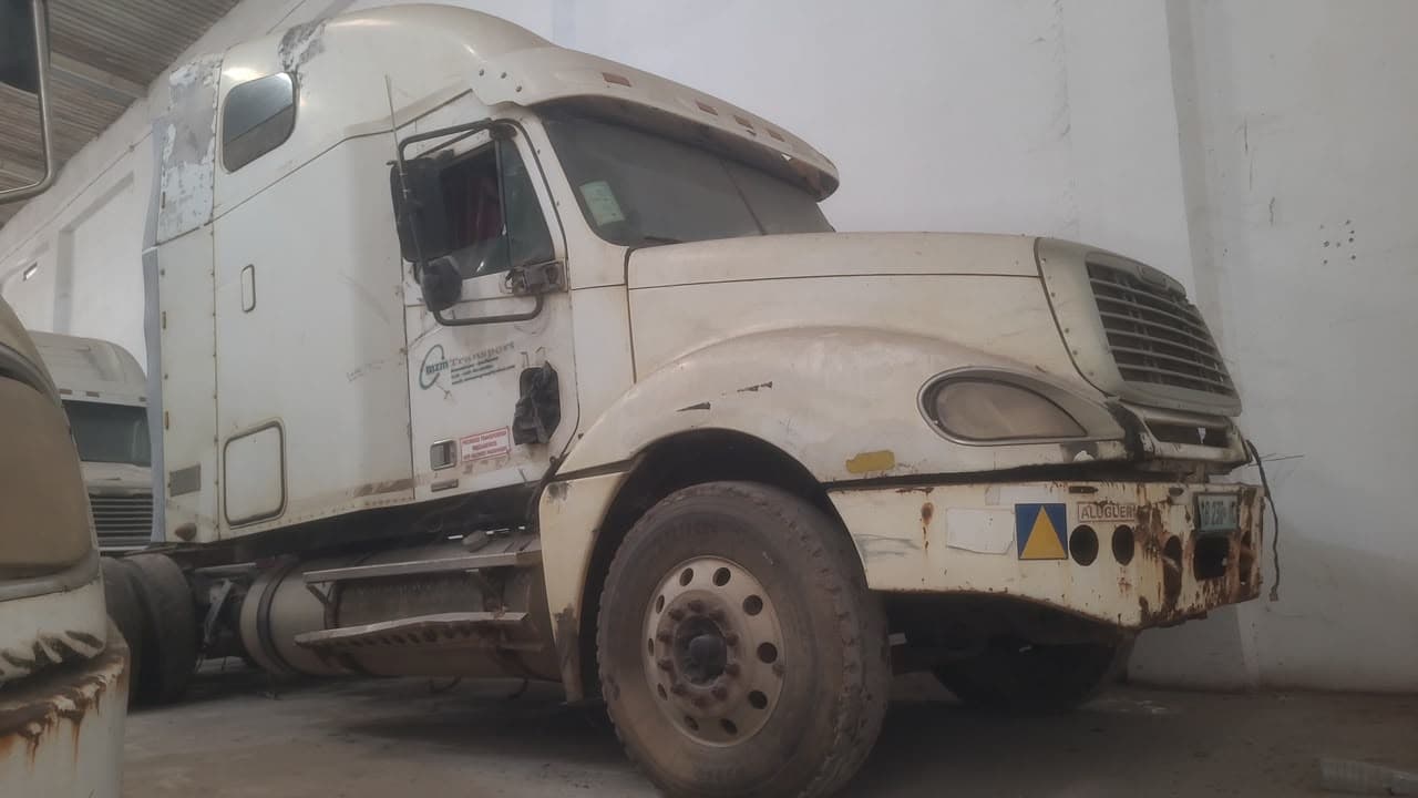 FREIGHTLINER CL120064ST - 2005 — imagen 6