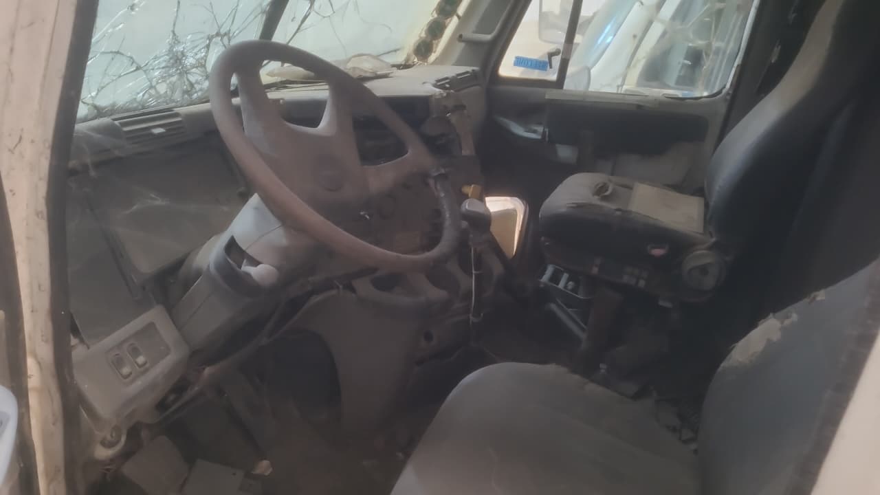 FREIGHTLINER CL 1200645T - 2004 — imagen 3