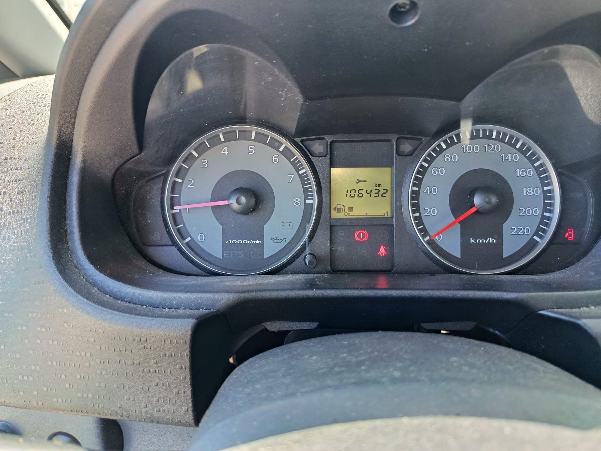 Mitsubishi Colt · Ano 2011 — imagen 16