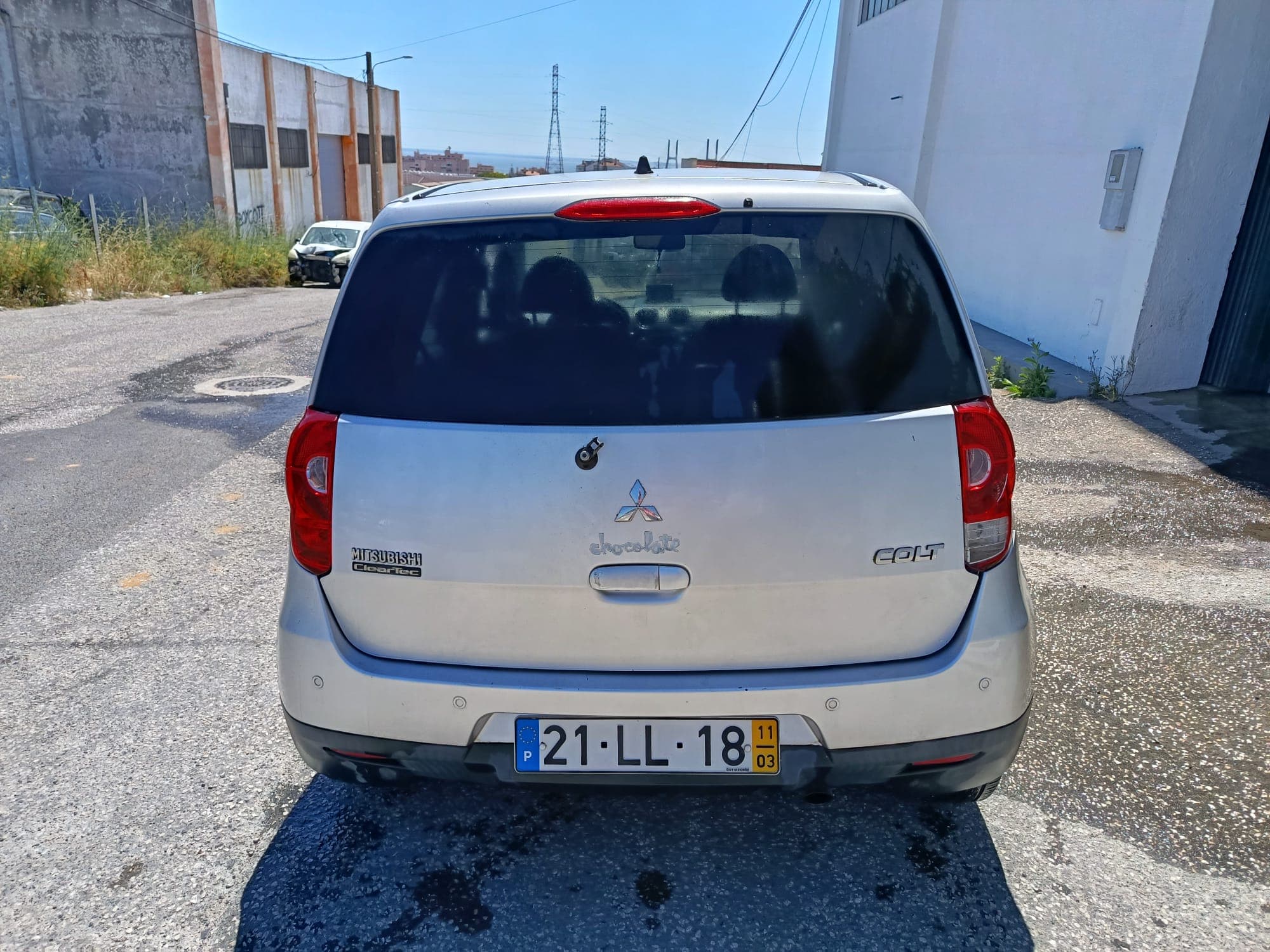 Mitsubishi Colt · Ano 2011 — imagen 8