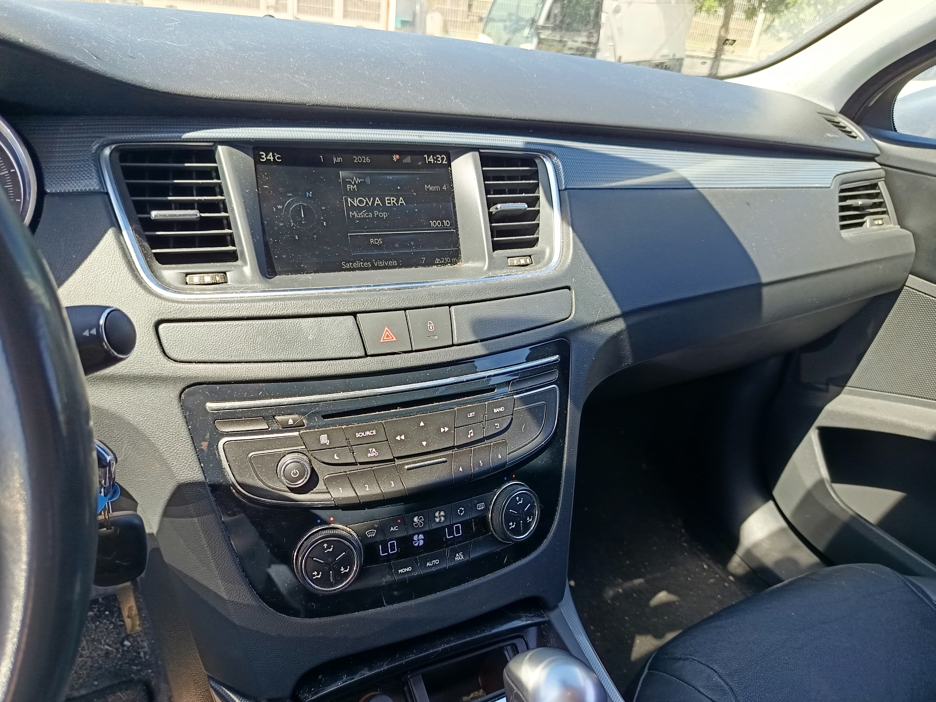 Peugeot 508 SW · Ano 2013 — imagen 38