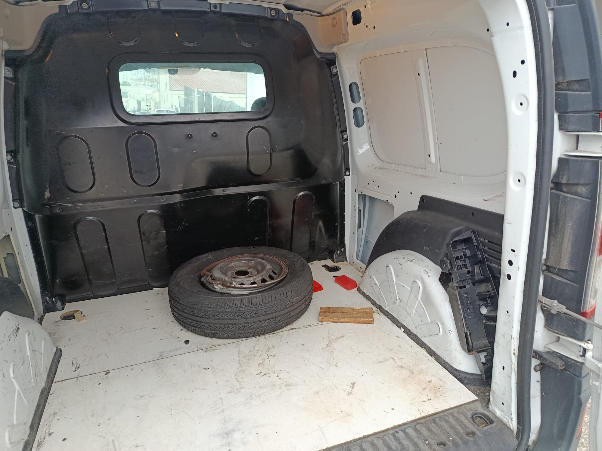 Renault Kangoo - 2016 — imagen 23