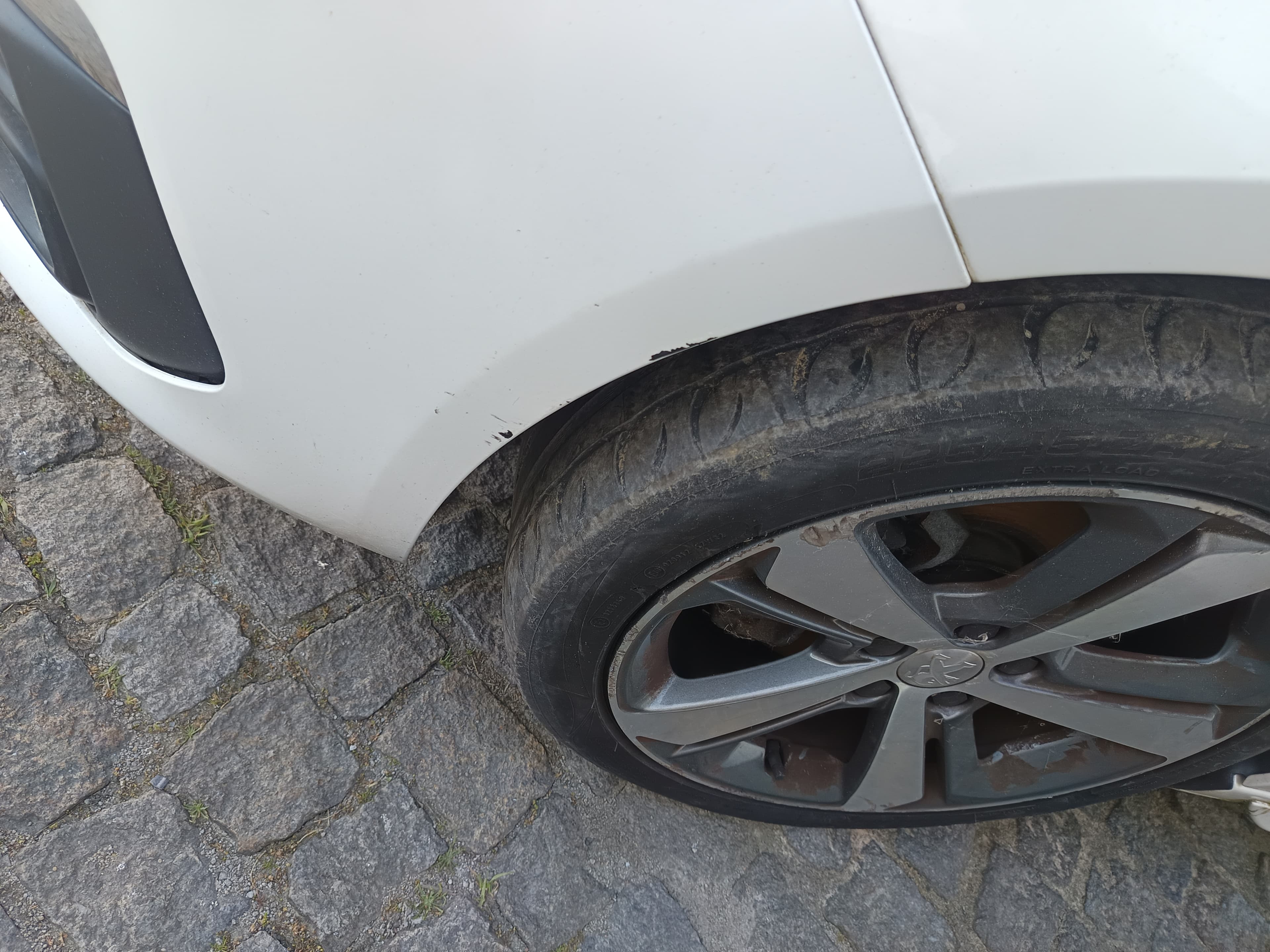Peugeot 308 · Ano 2014 — image 15