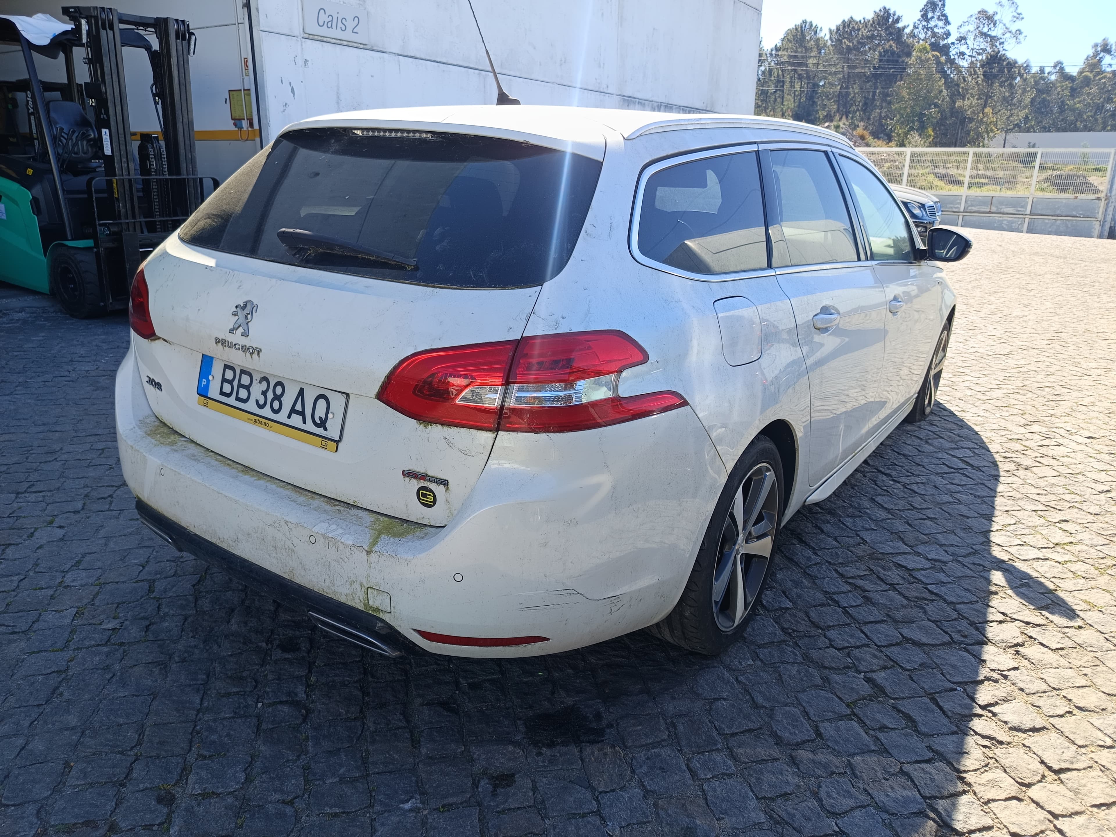 Peugeot 308 · Ano 2014 — image 4