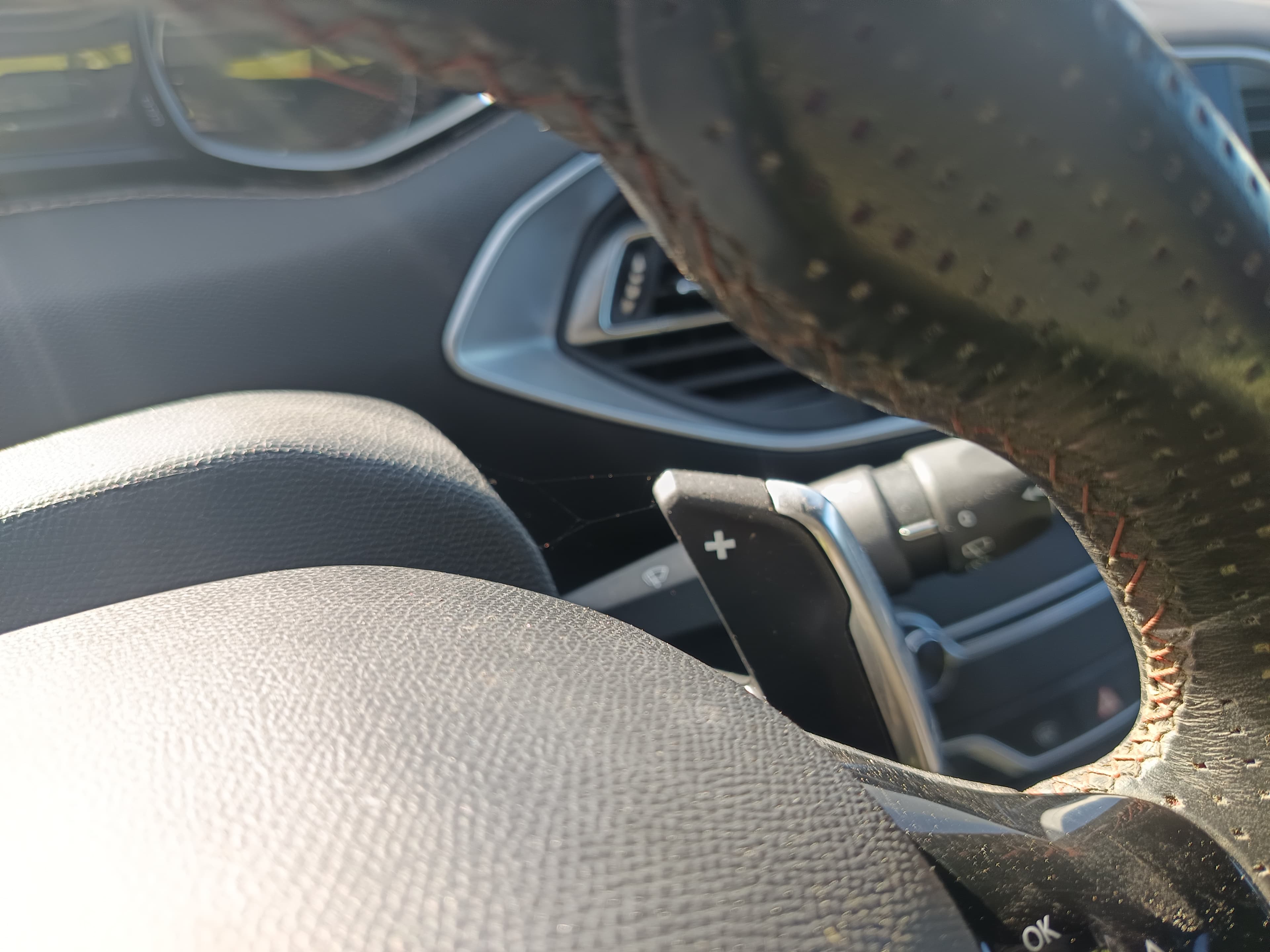 Peugeot 308 · Ano 2014 — image 43