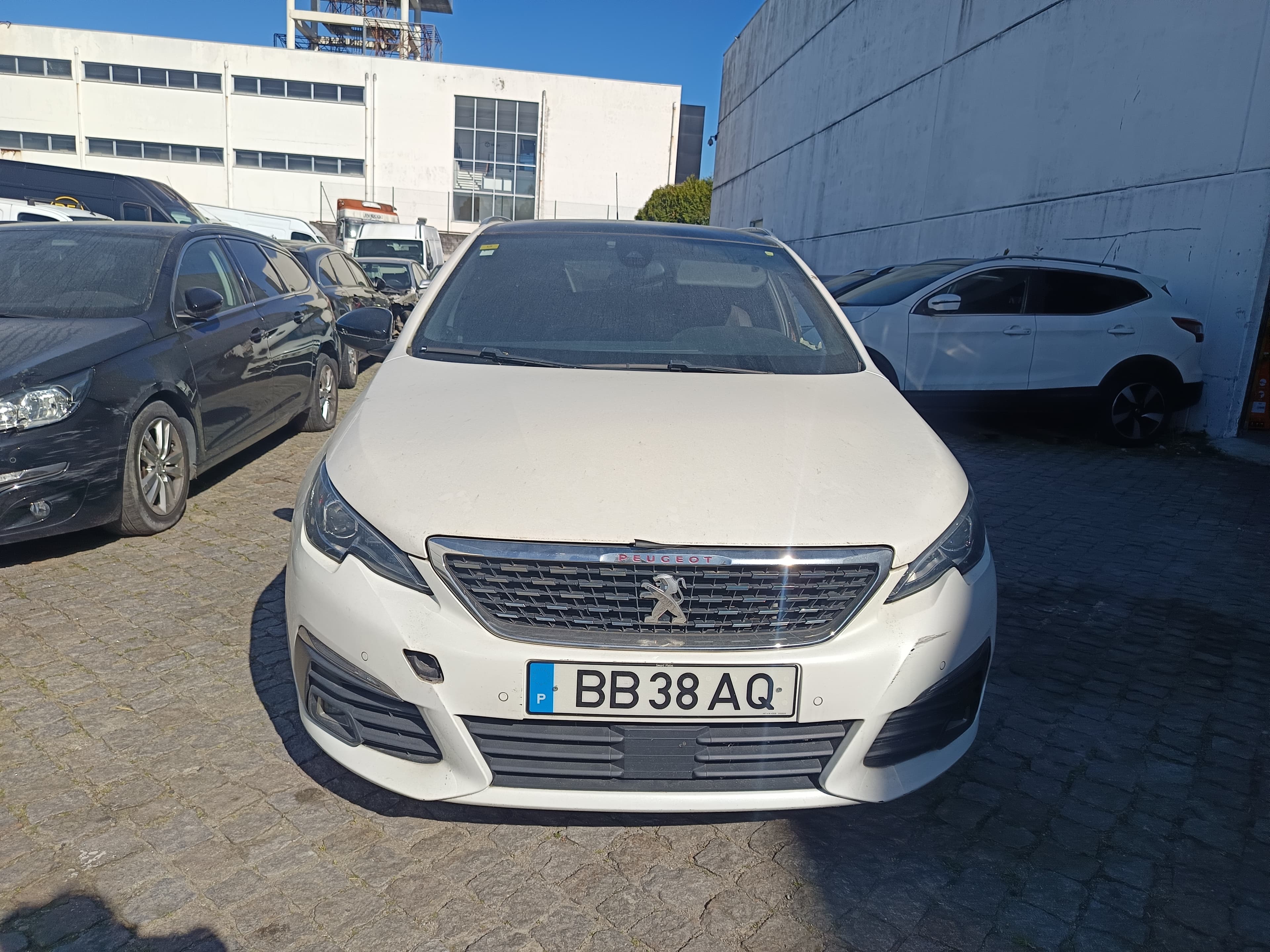 Peugeot 308 · Ano 2014 — image 2