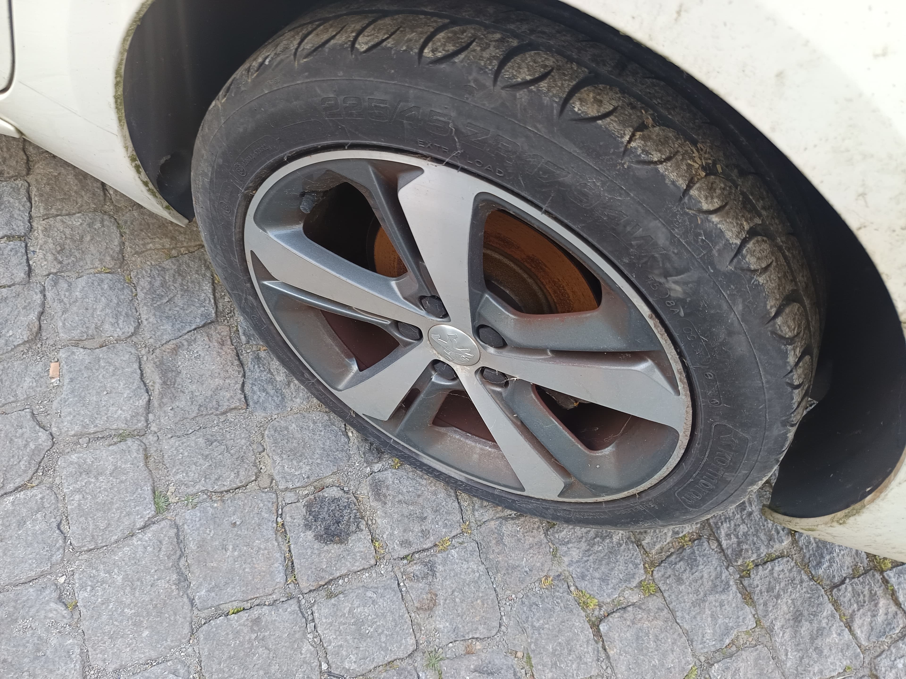 Peugeot 308 · Ano 2014 — image 18