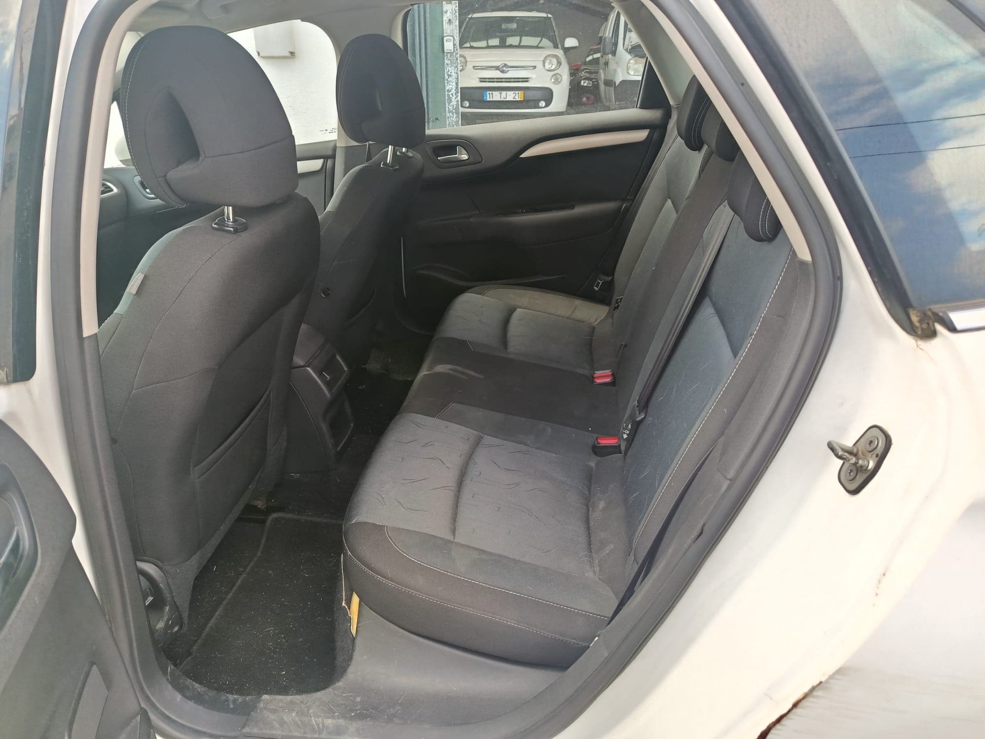 Citroën C4 · Ano 2013 — imagen 24