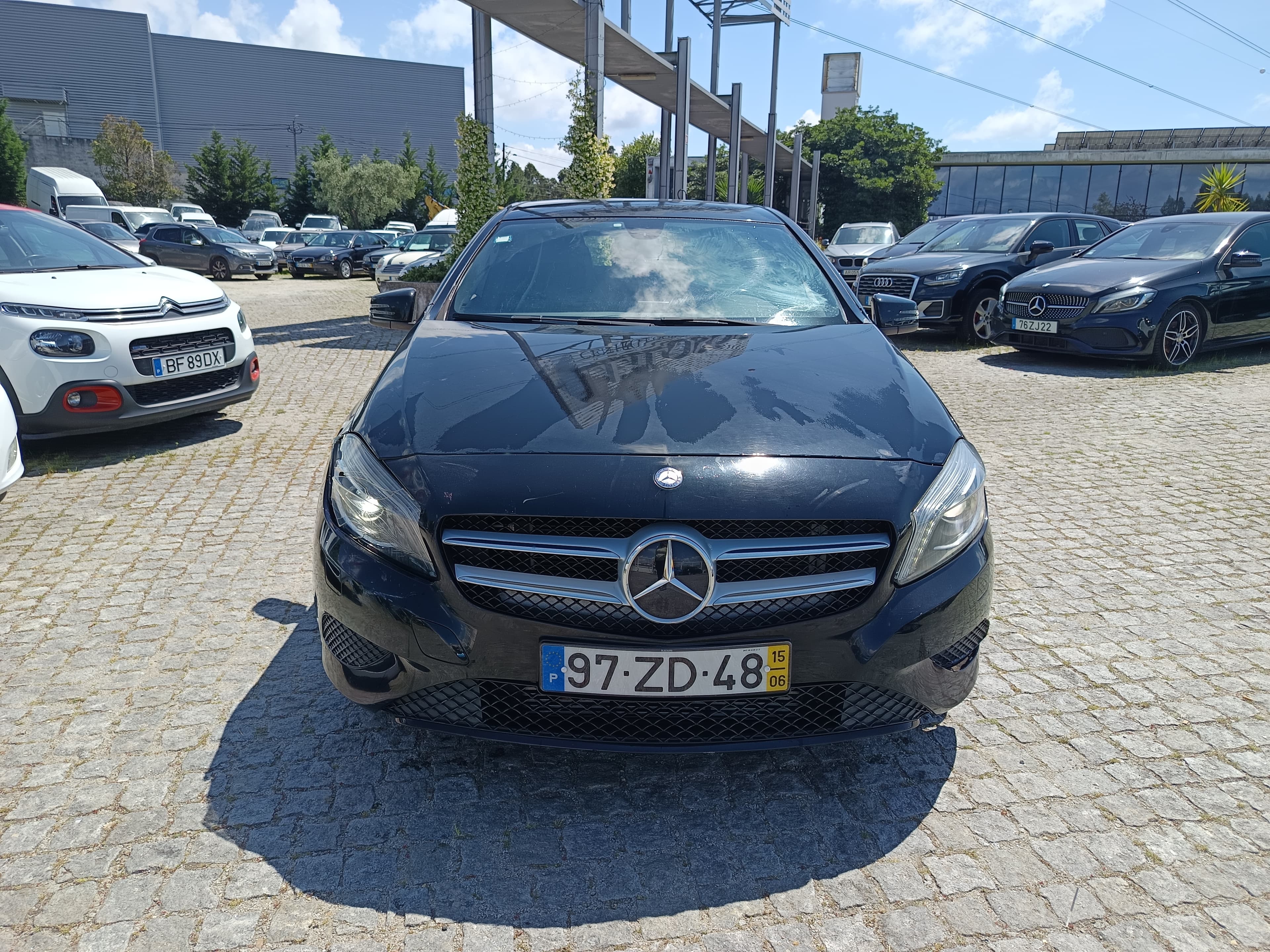 Mercedes-Benz A 200 CDI · Ano 2015 — imagen 2